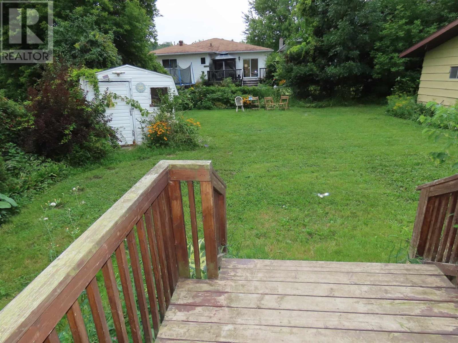 32 Breton Rd Property Photo 19