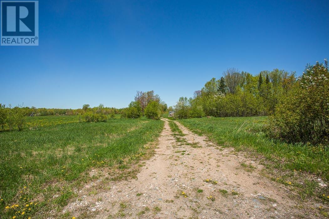 76 Calabogie Rd, Laird Township Property Photo 20
