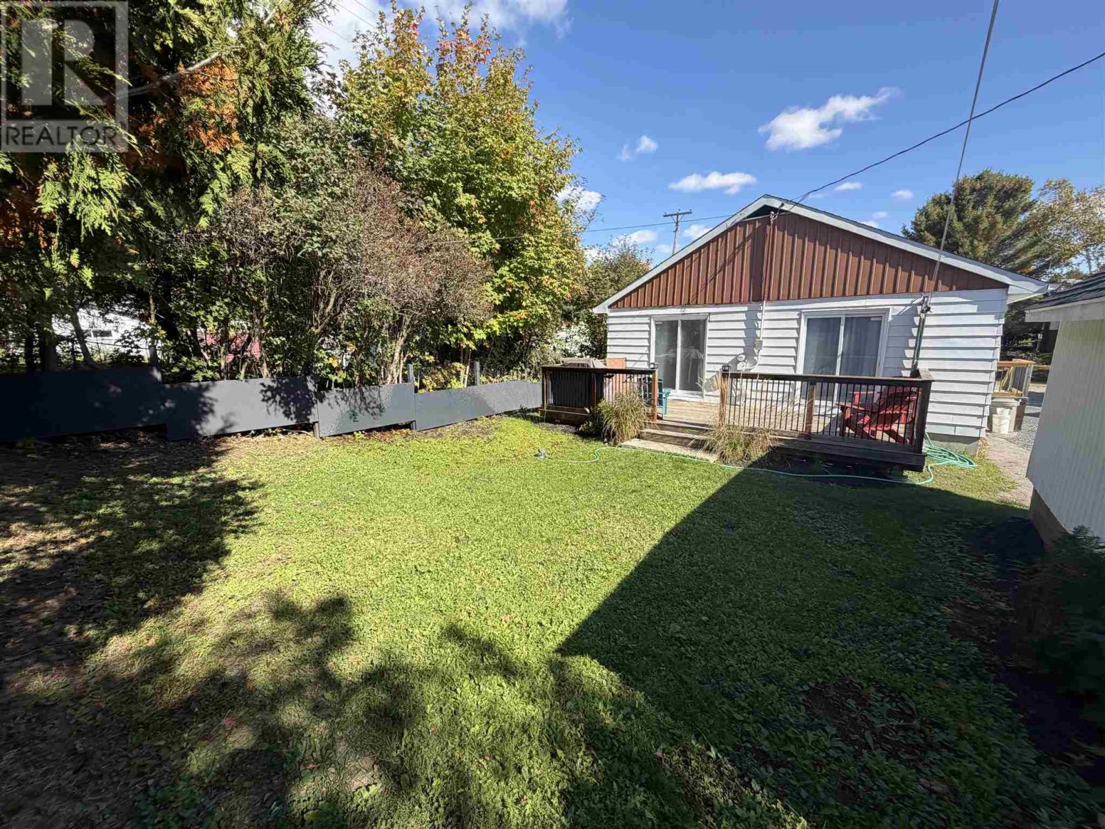 74 Roman Ave Property Photo 5