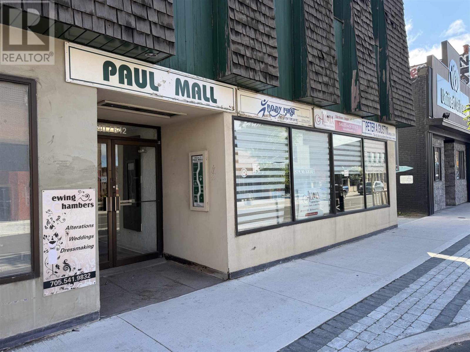 642 Queen ST E # 9