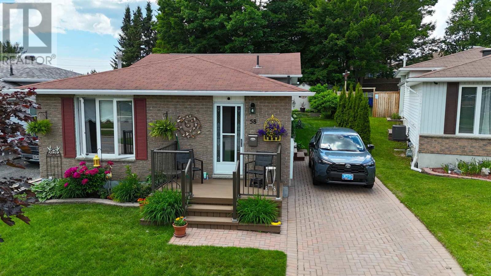 58 Stewart CRES
