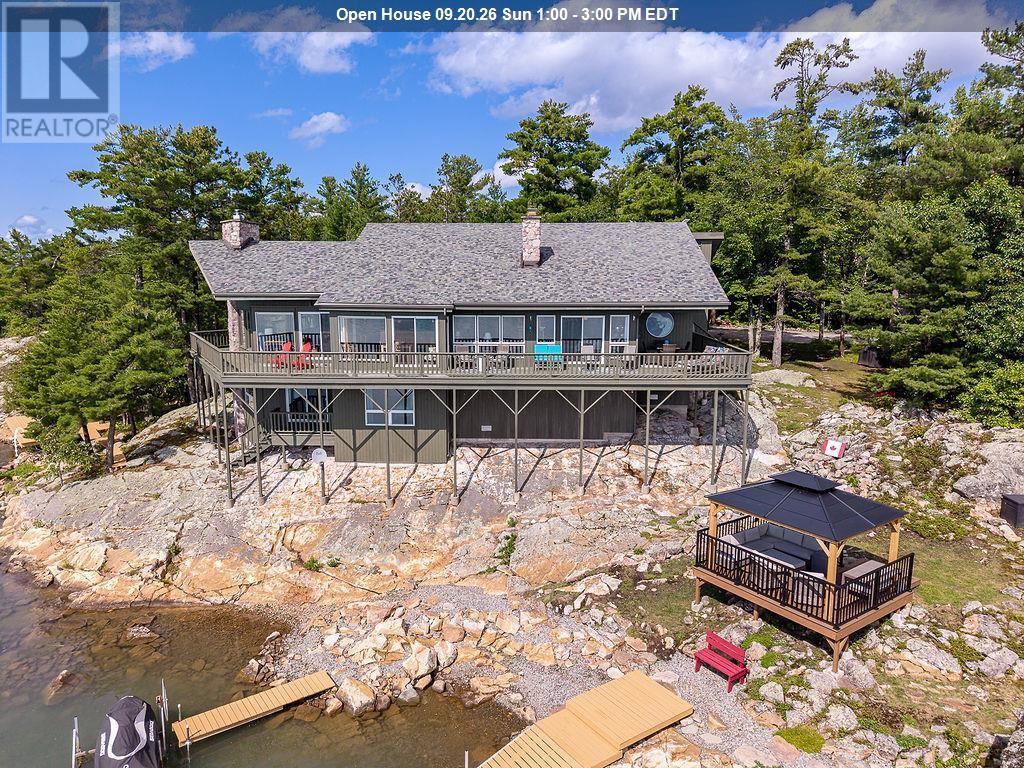 625 Finns Bay Rd Property Photo 1