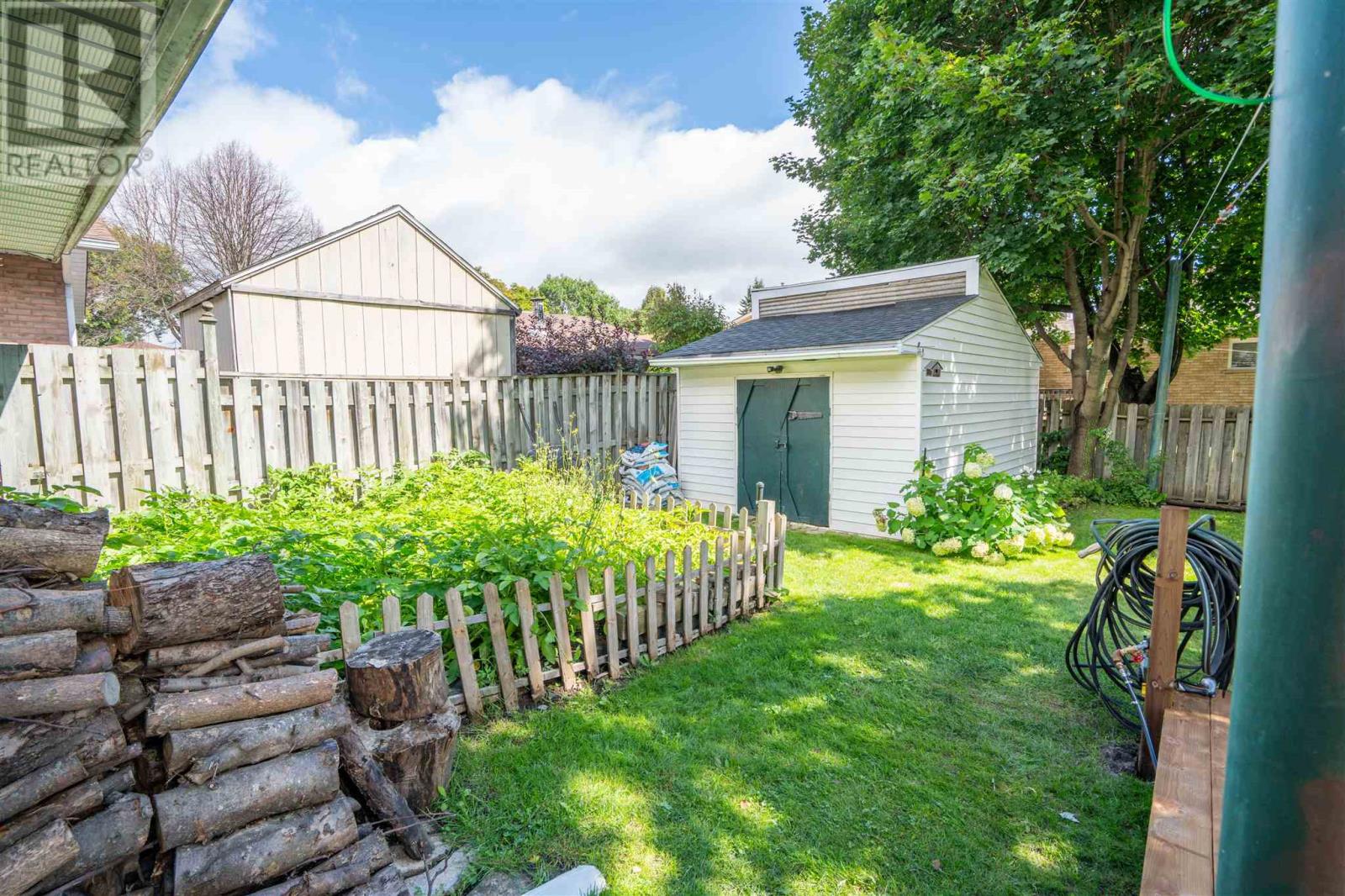 26 Heath Rd Property Photo 30