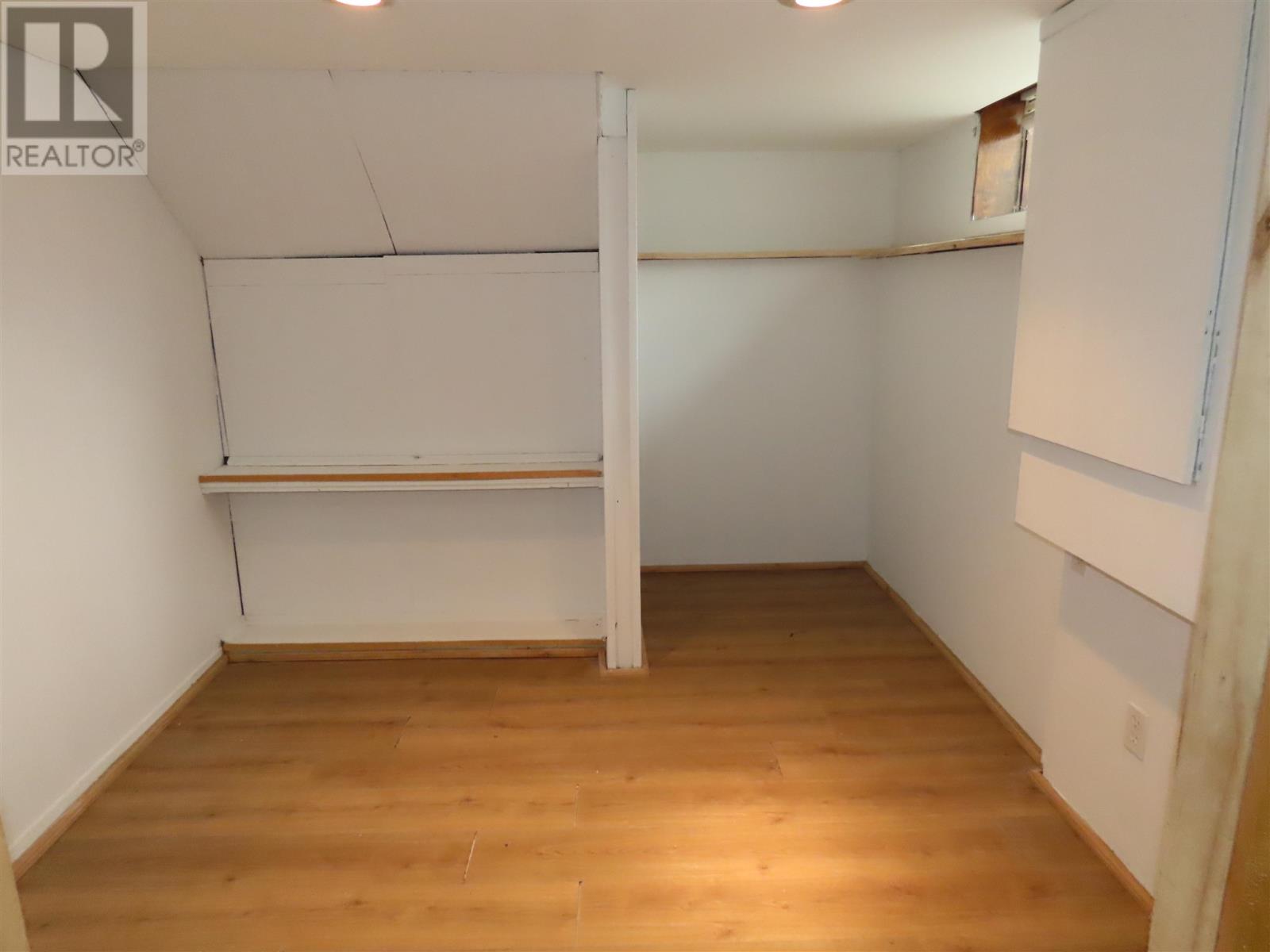 346 North St Property Photo 23