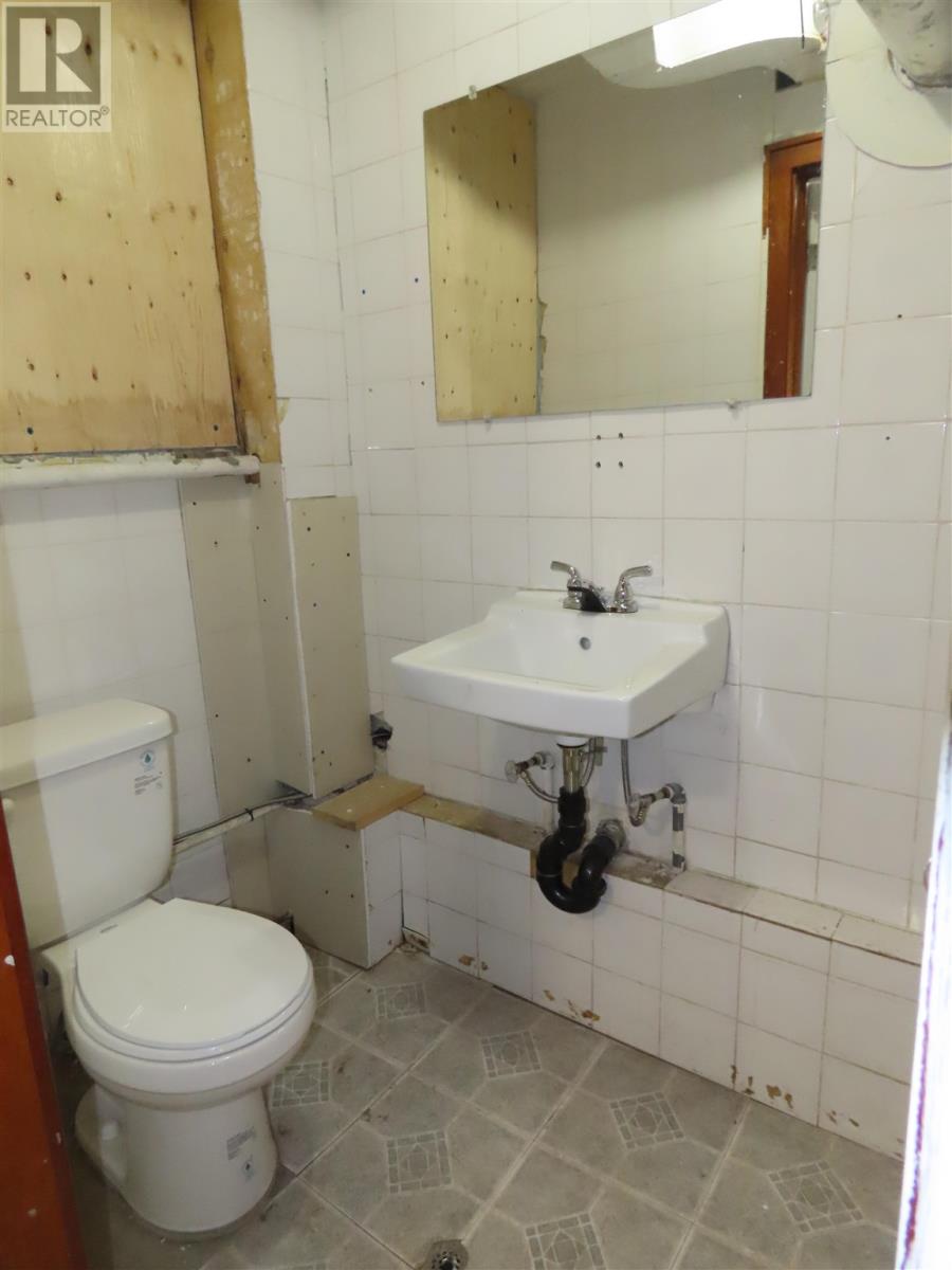 346 North St Property Photo 25