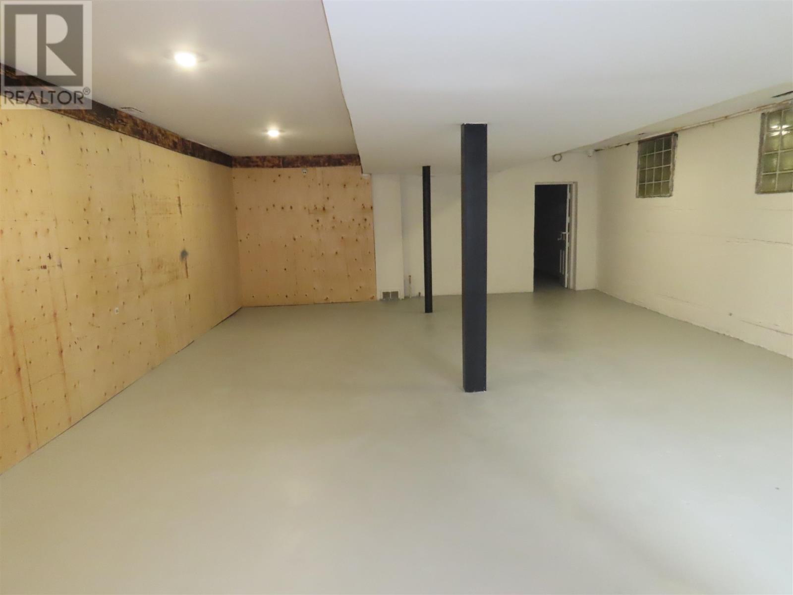 346 North St Property Photo 31