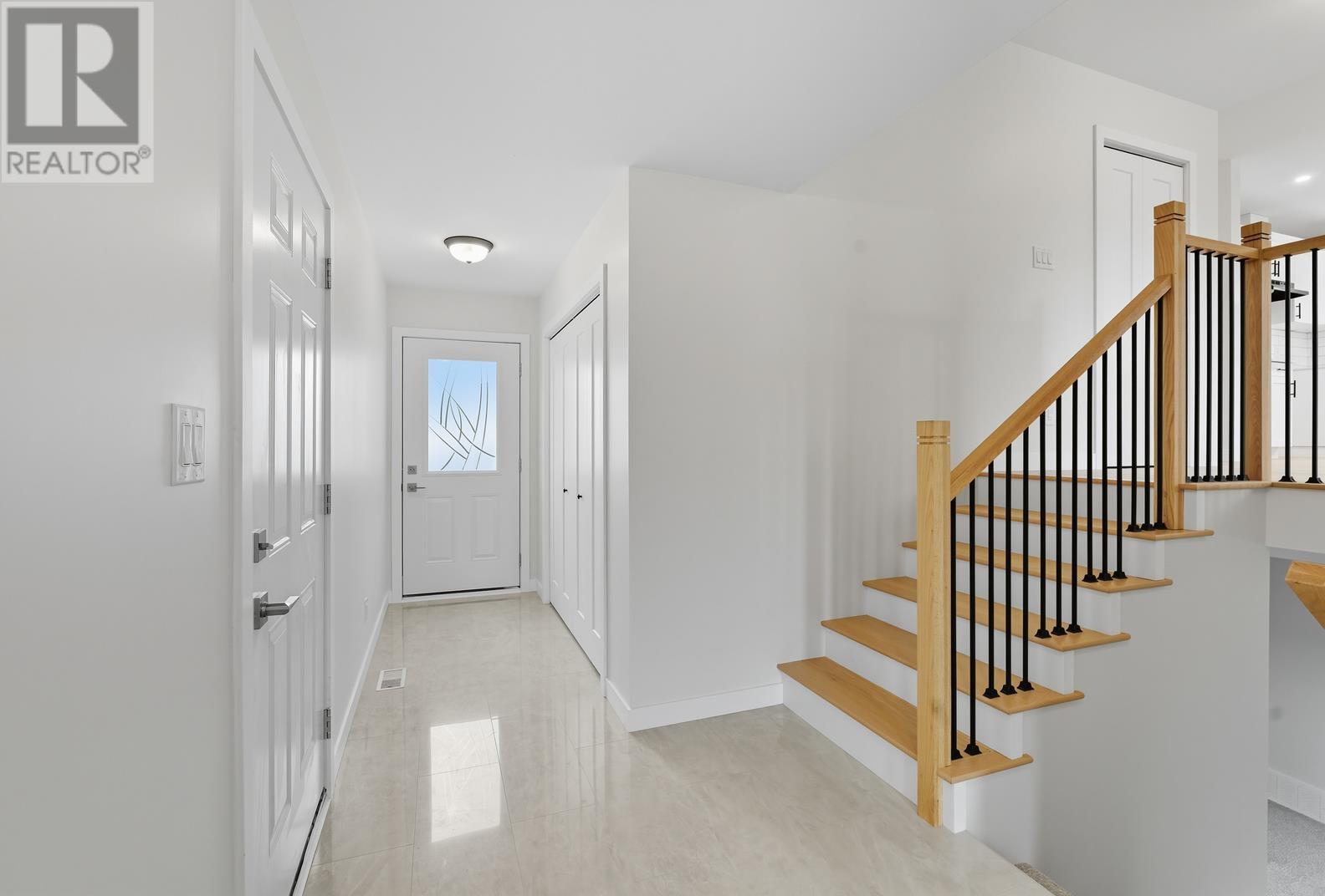 237 Pentagon Blvd Property Photo 12