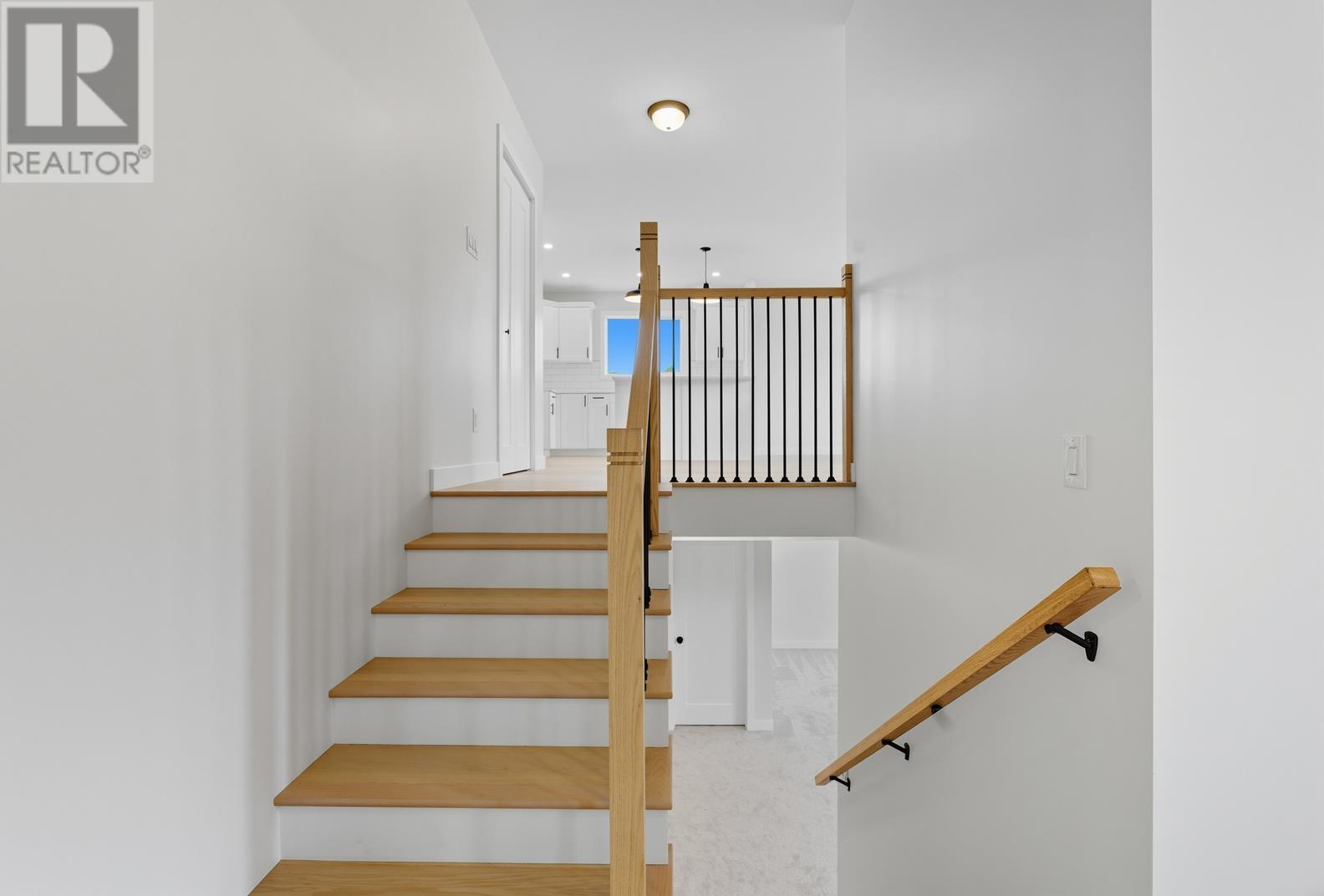 237 Pentagon Blvd Property Photo 13