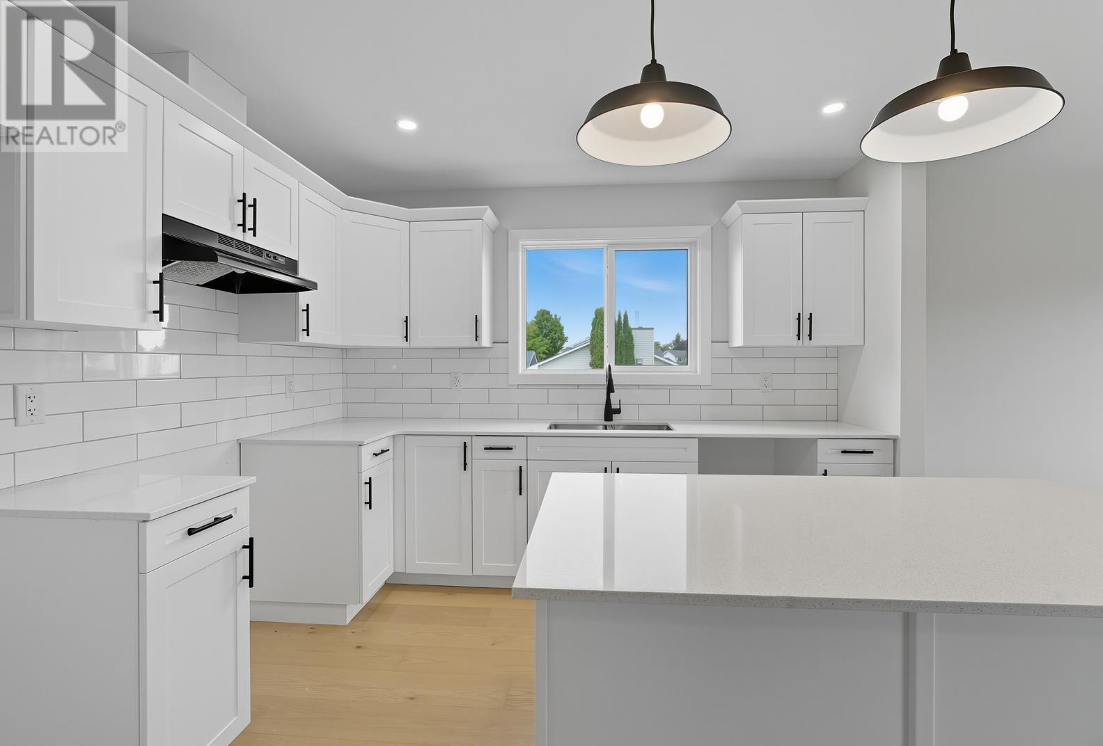 237 Pentagon Blvd Property Photo 19