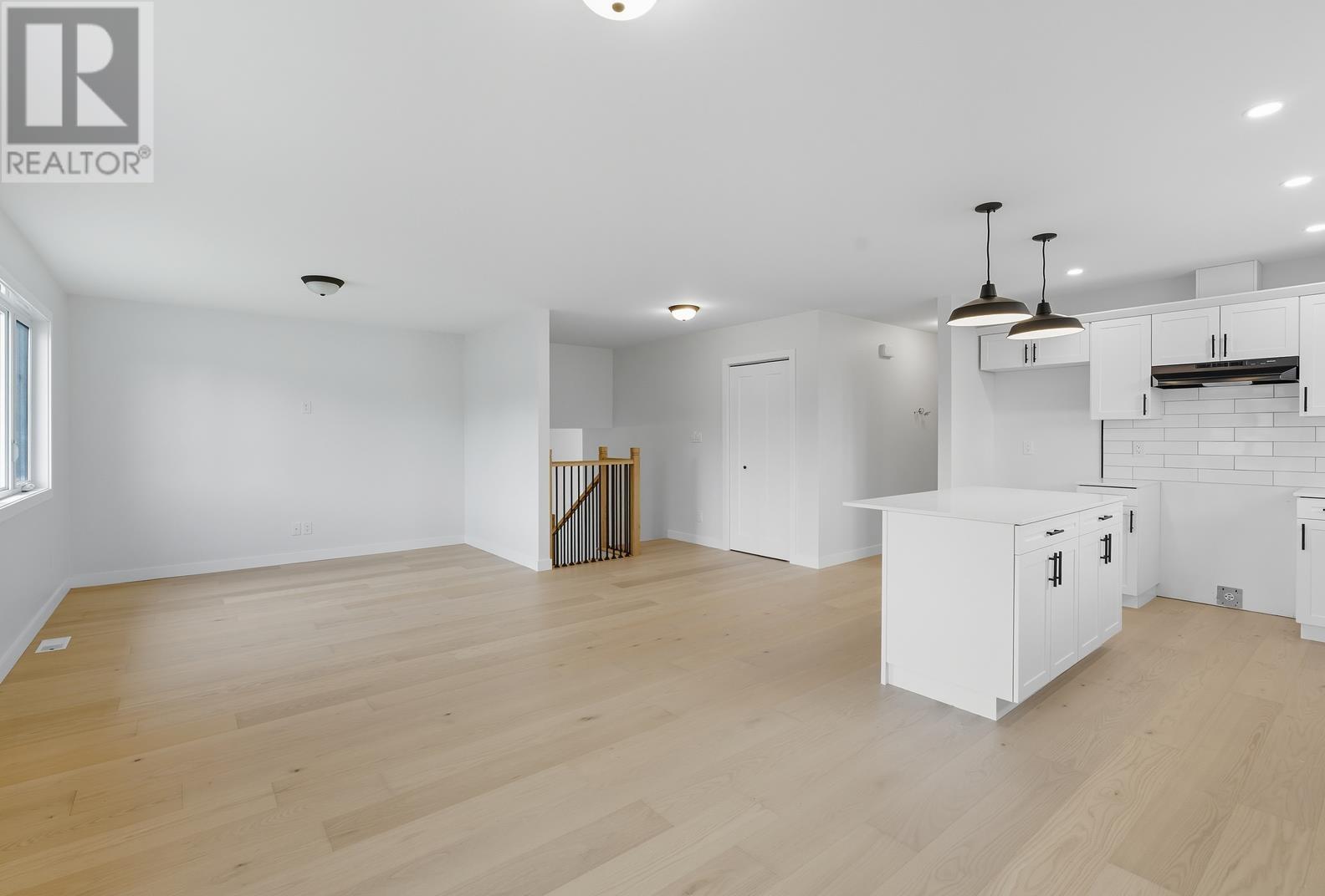 237 Pentagon Blvd Property Photo 20