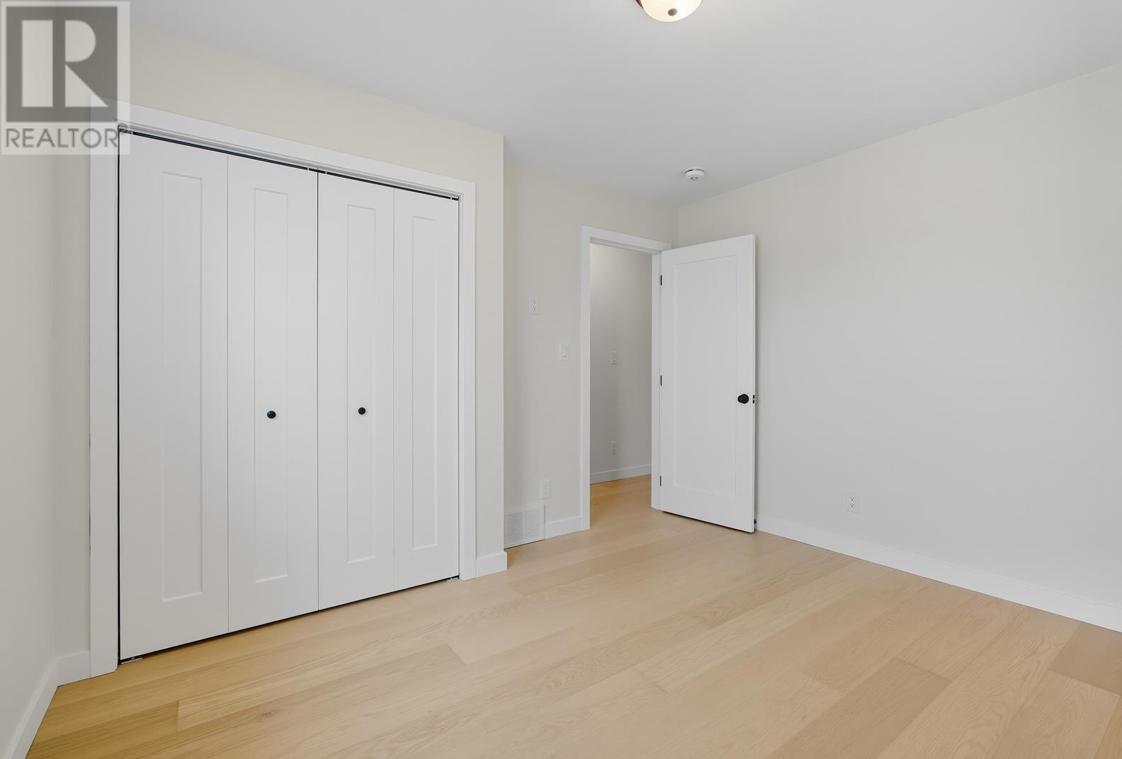 237 Pentagon Blvd Property Photo 23