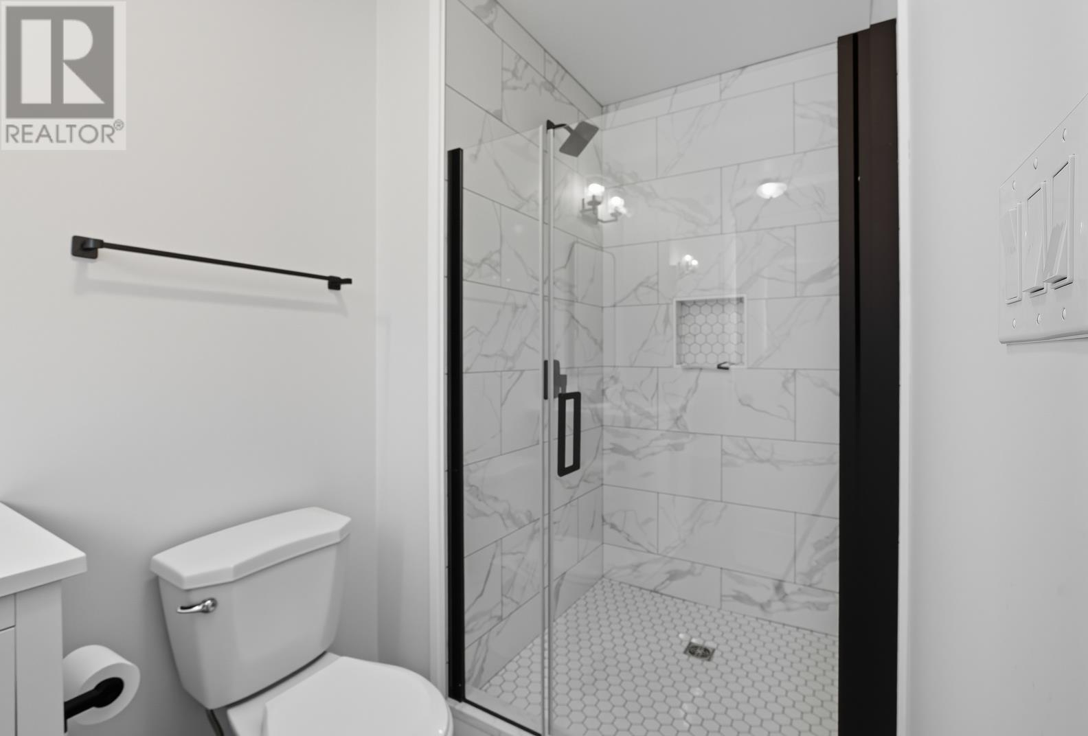 237 Pentagon Blvd Property Photo 27