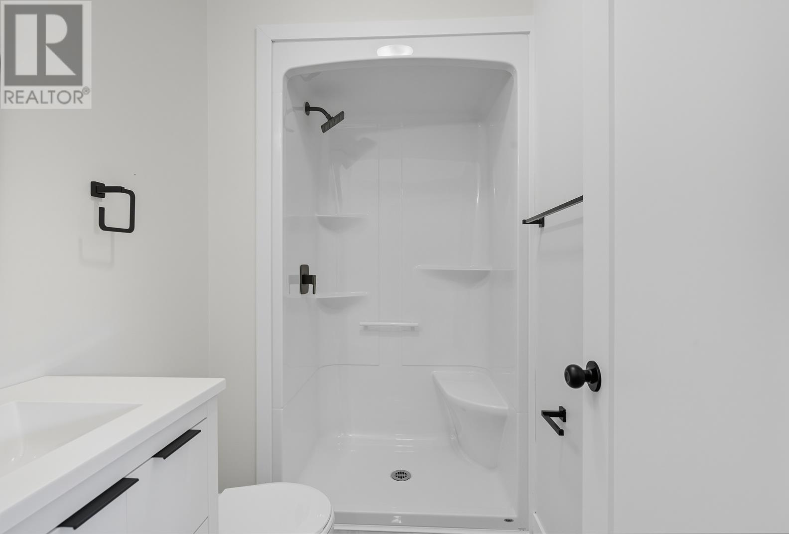 237 Pentagon Blvd Property Photo 35