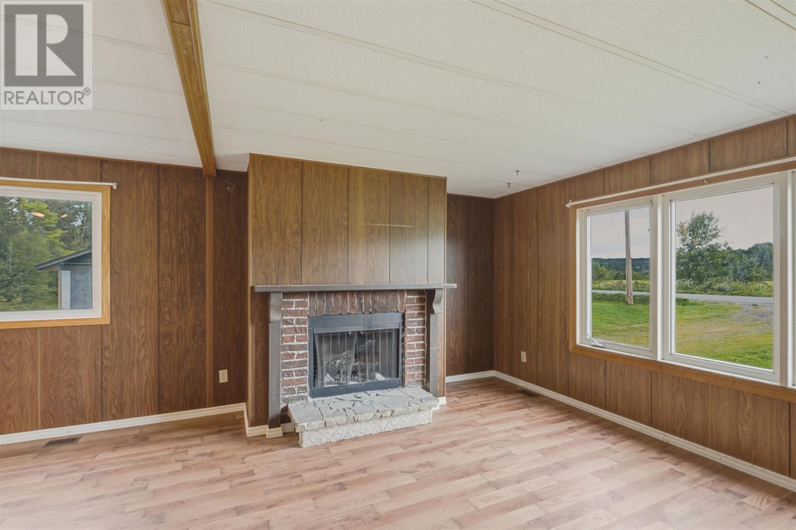 2129 Centre Line Rd Property Photo 42