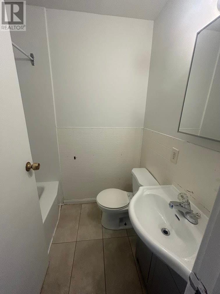229 Upton Rd Property Photo 8