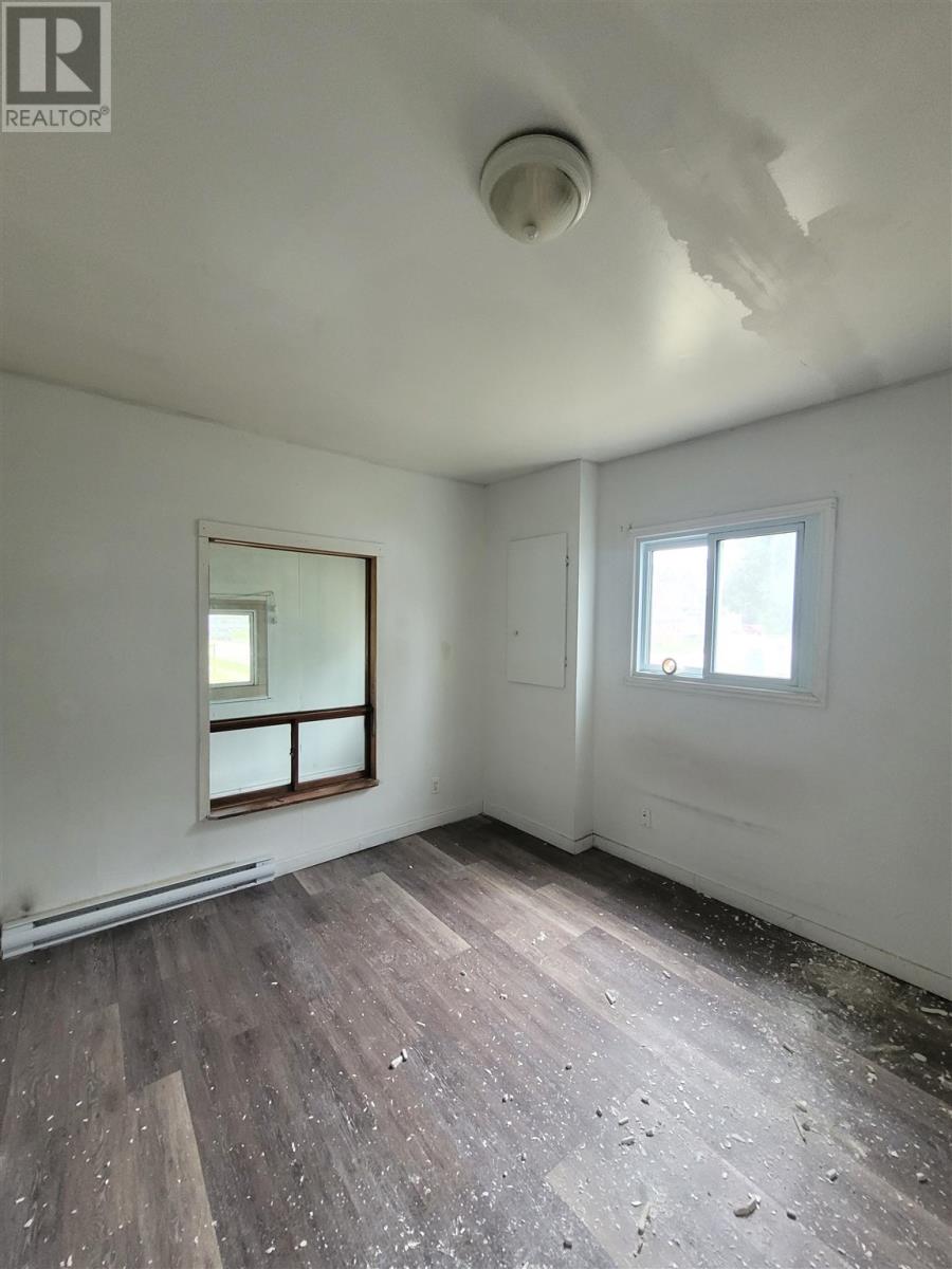 99 Letcher St Property Photo 10