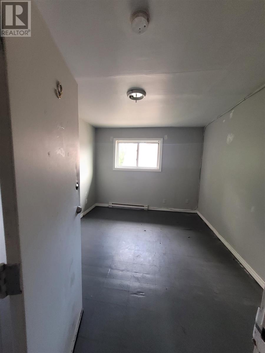99 Letcher St Property Photo 13