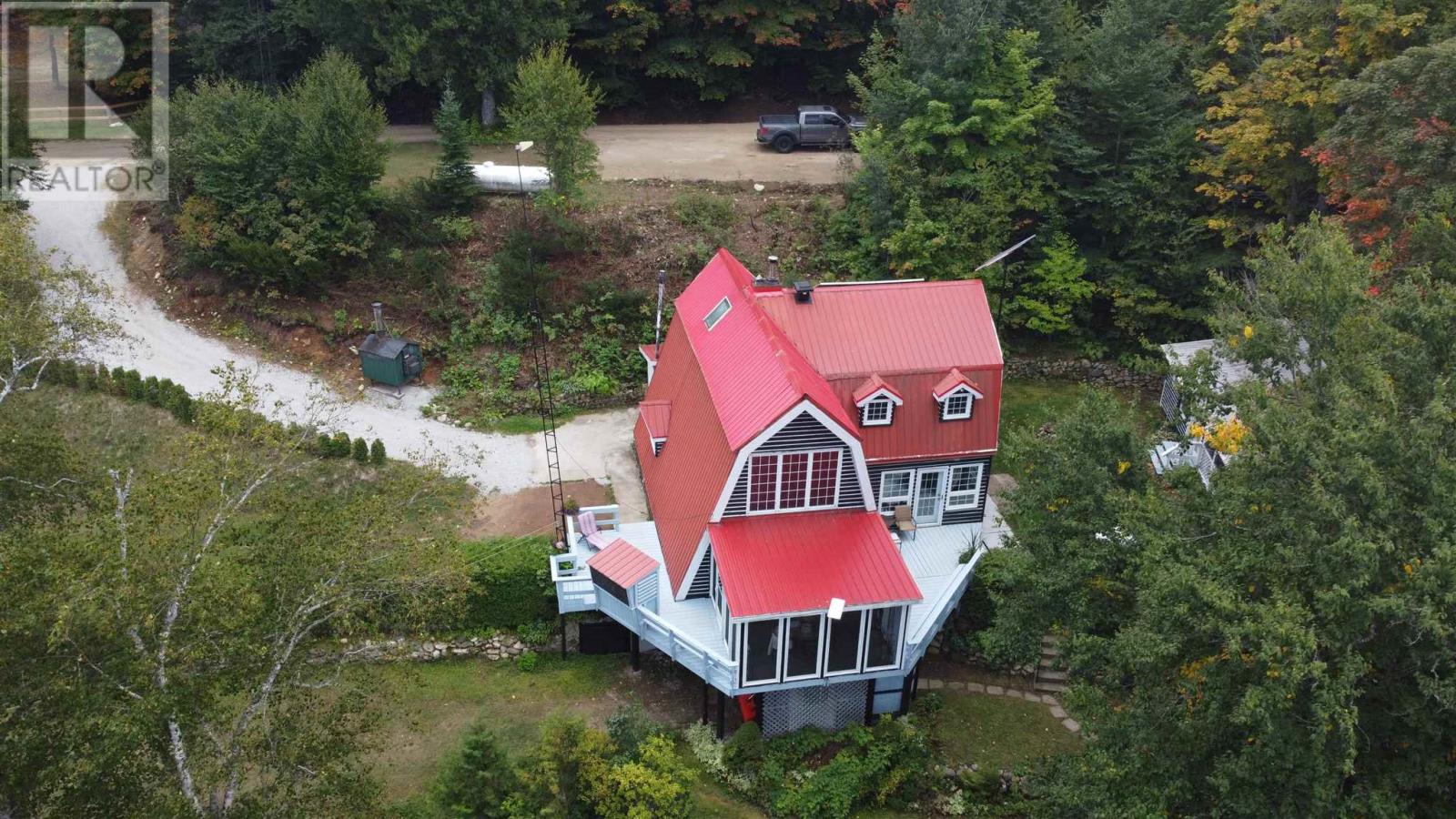 7 Weckstrom Lake Property Photo 2