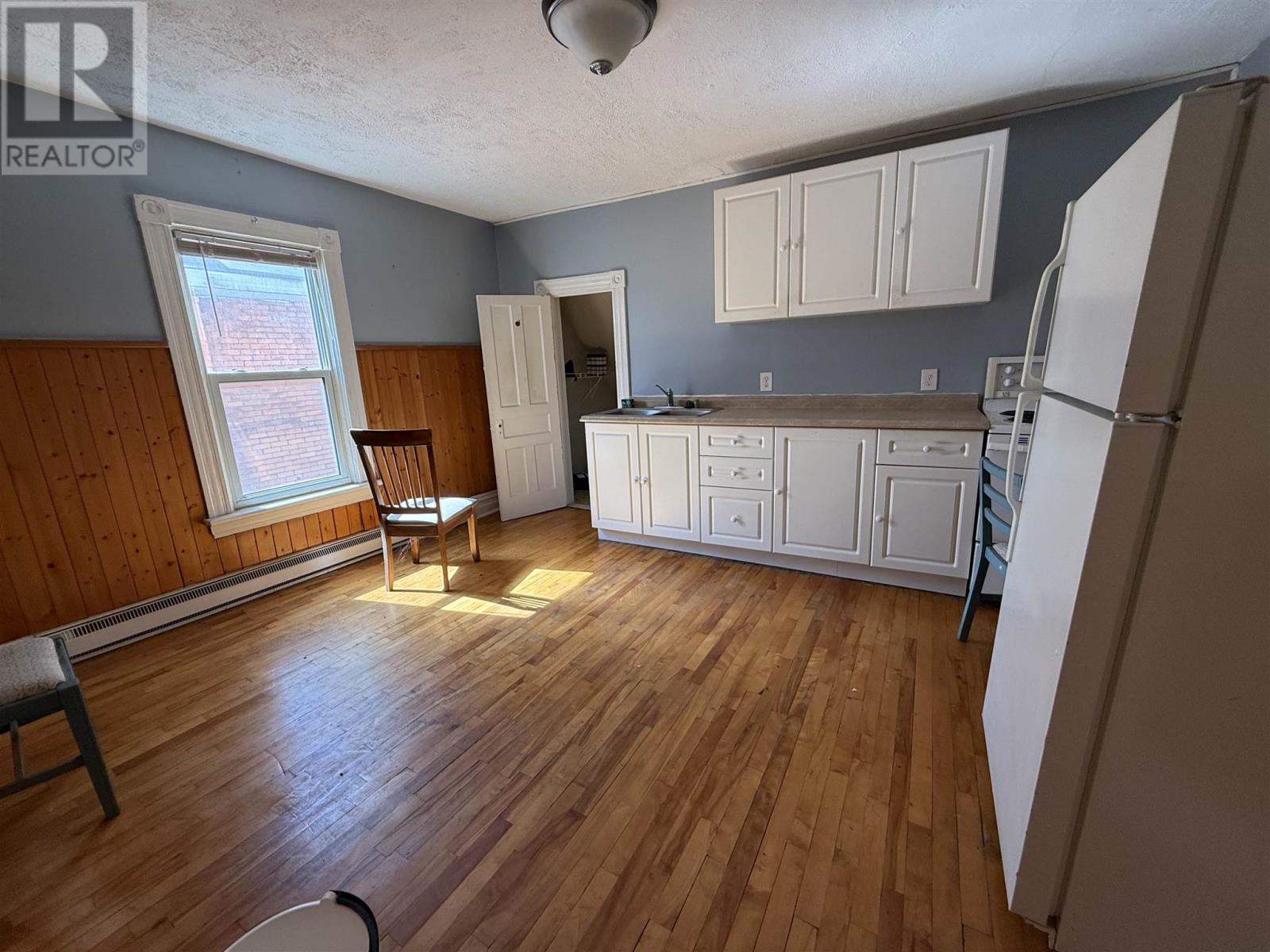 157 Church St Property Photo 7