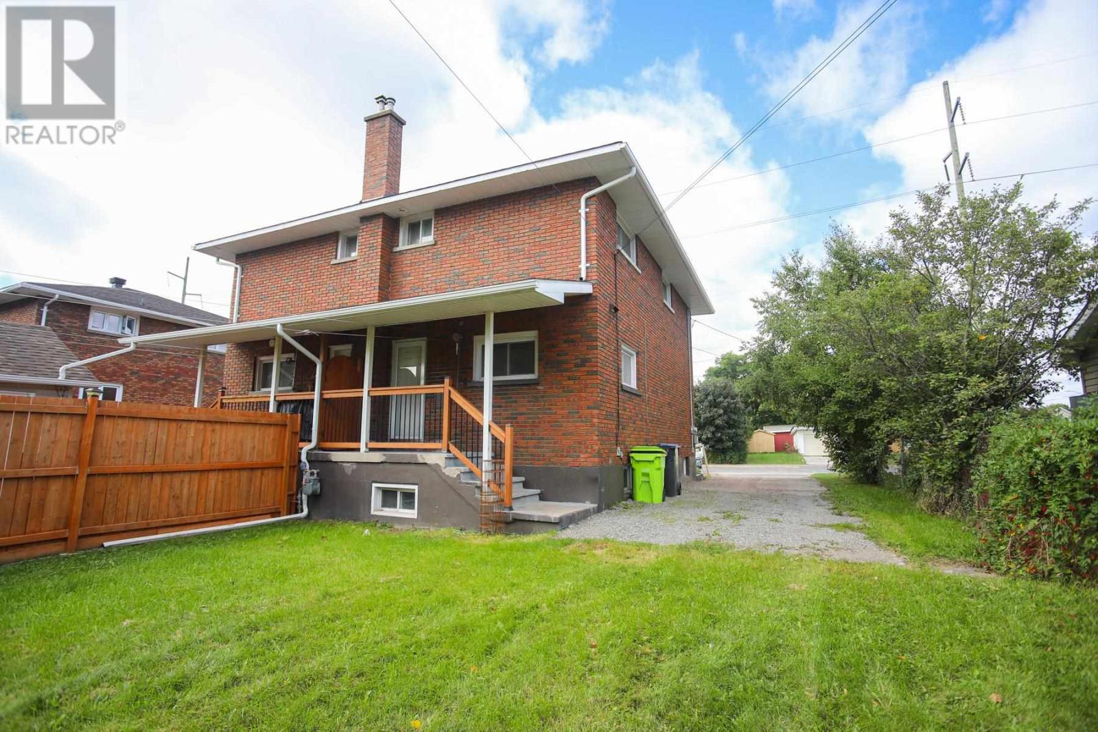 382 Farwell Ter Property Photo 33