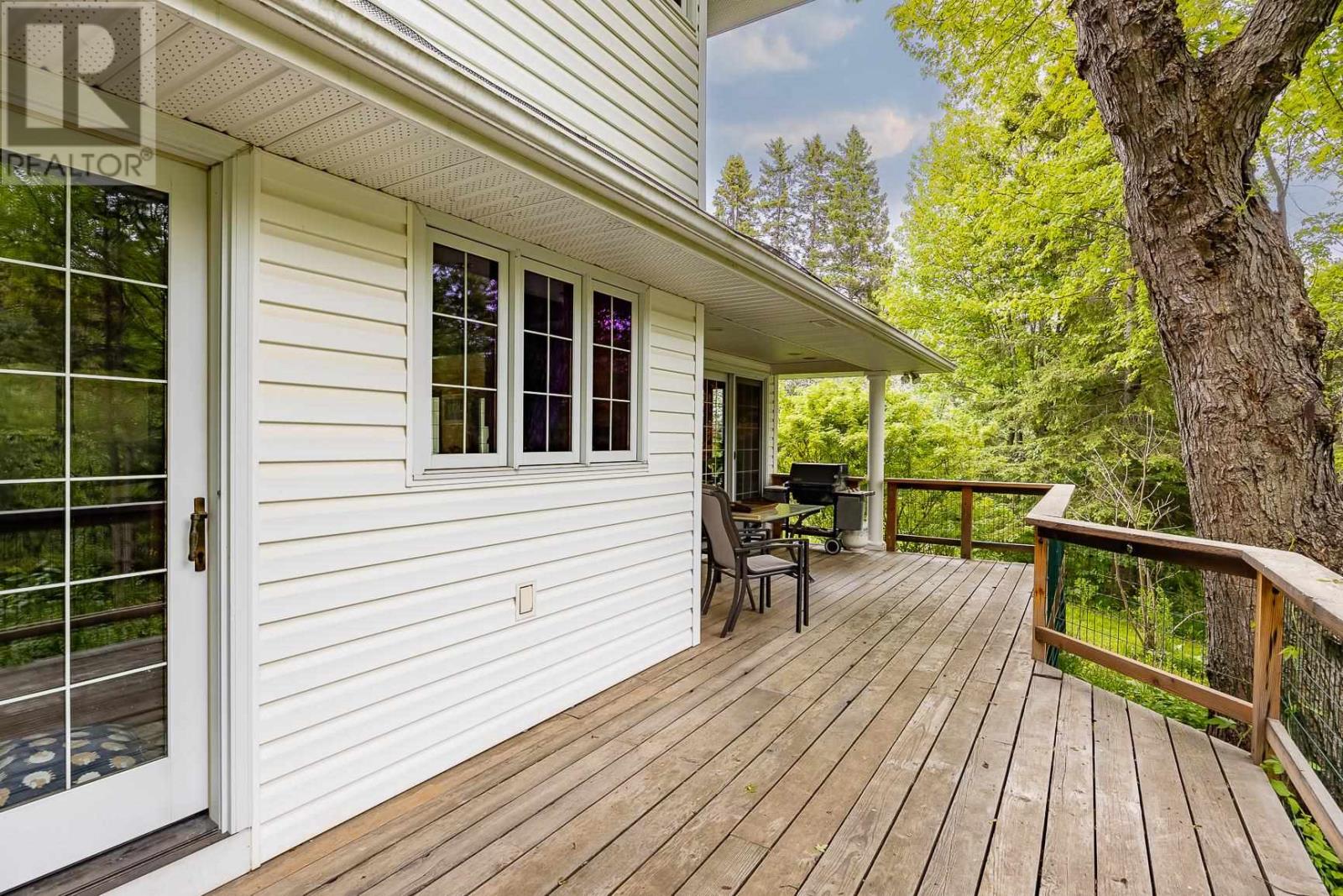 1115 Second Line West Property Photo 33