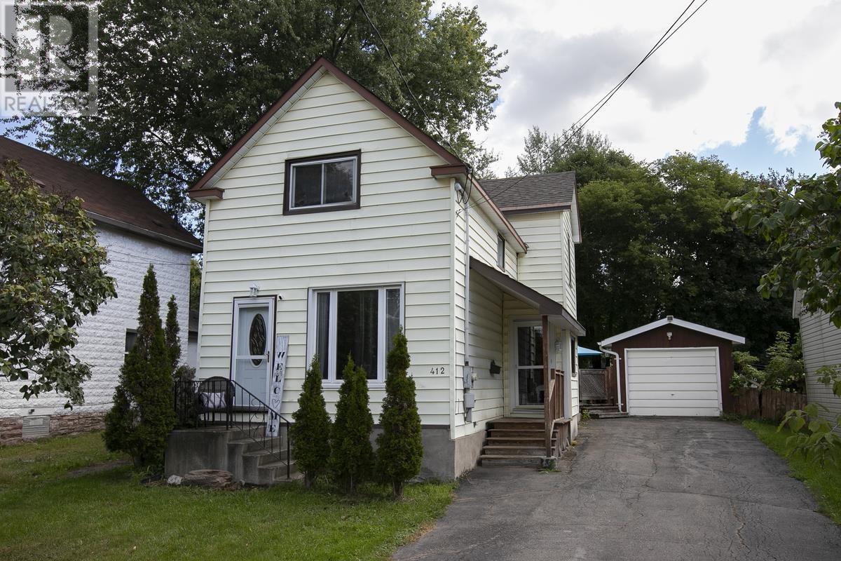 412 Charles ST