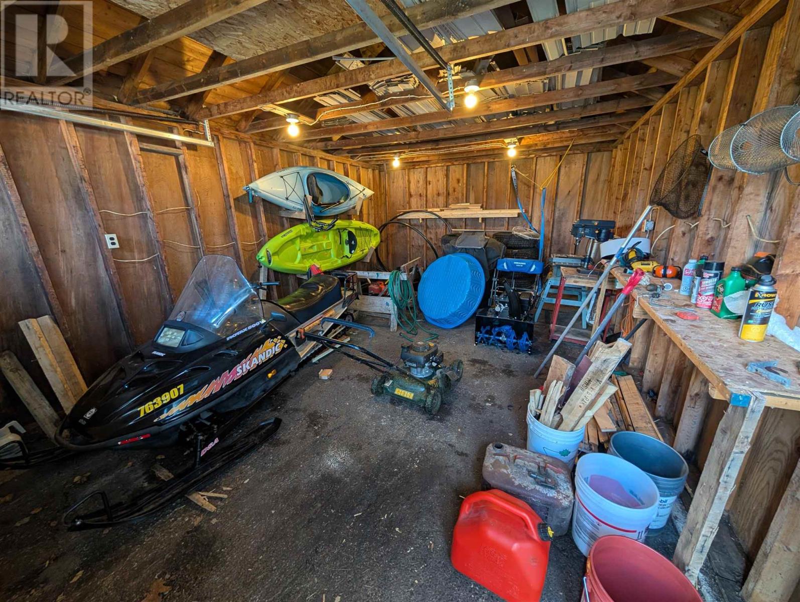 54 First Ave Property Photo 9