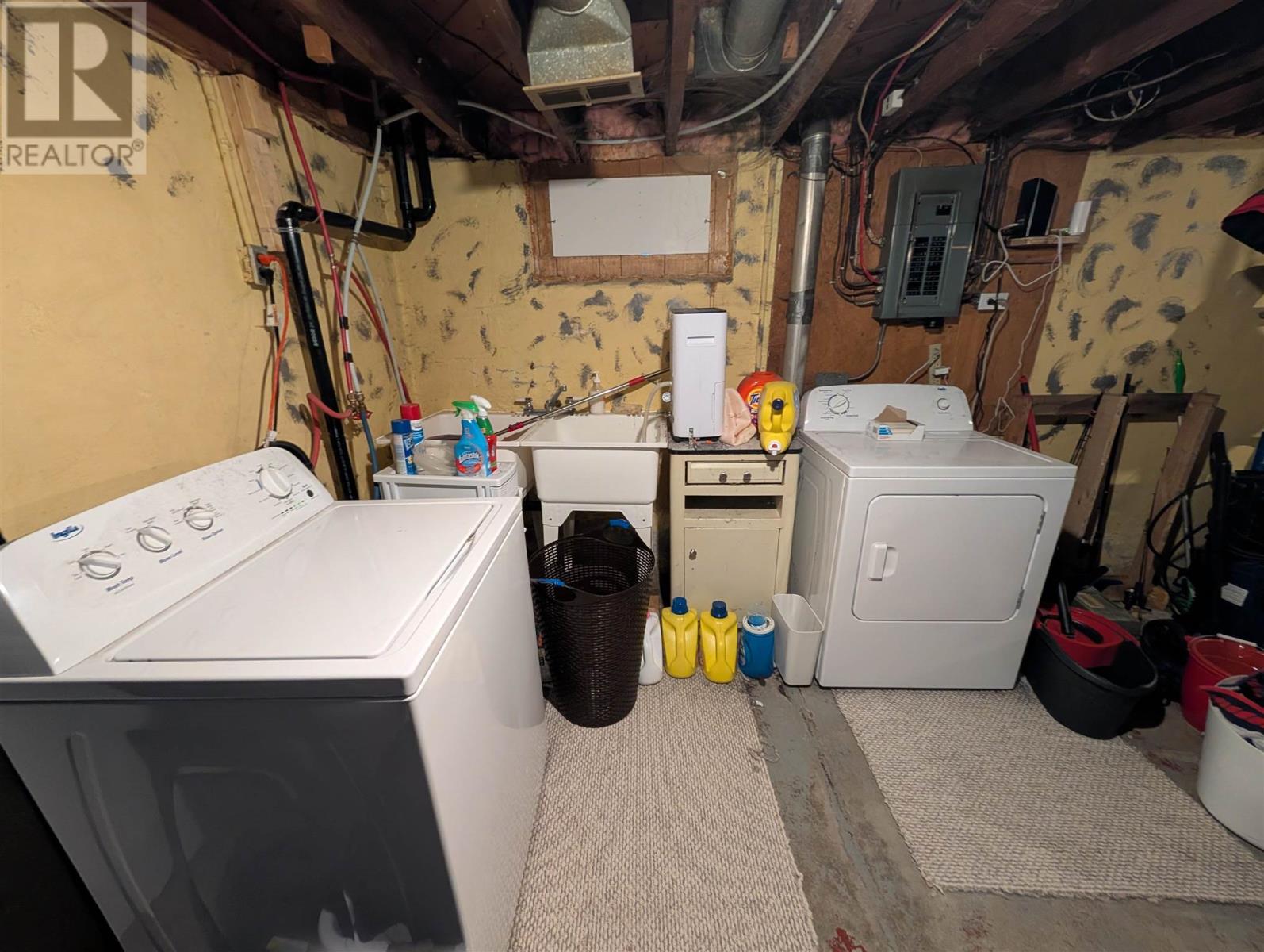 54 First Ave Property Photo 31