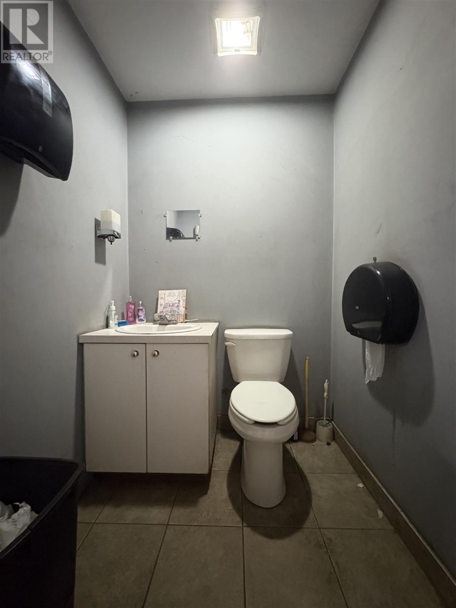 280 Wilson St Property Photo 20