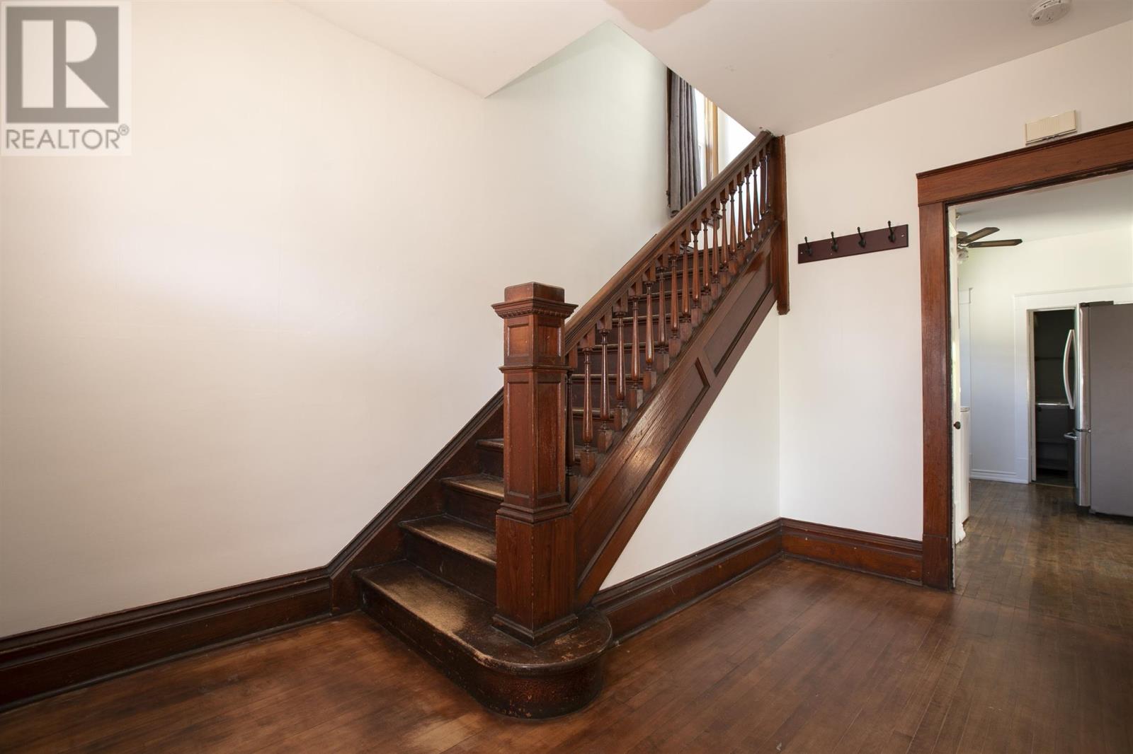 26 Wallace Ter Property Photo 28