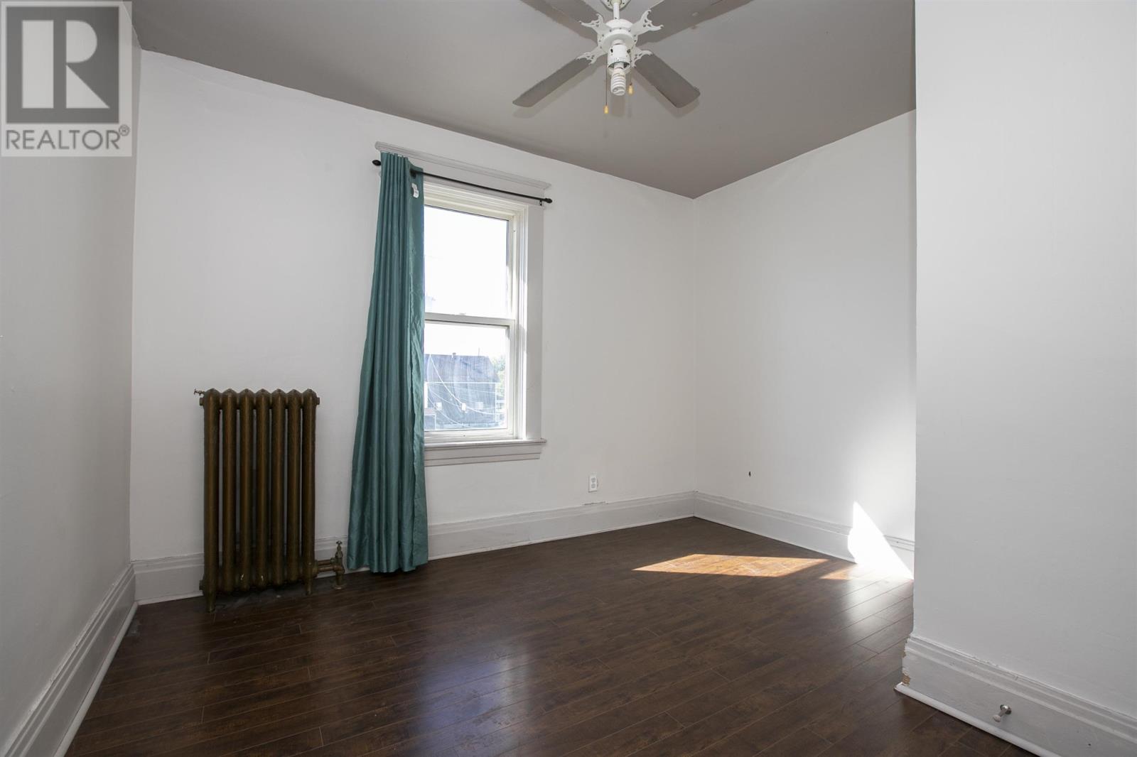 26 Wallace Ter Property Photo 30