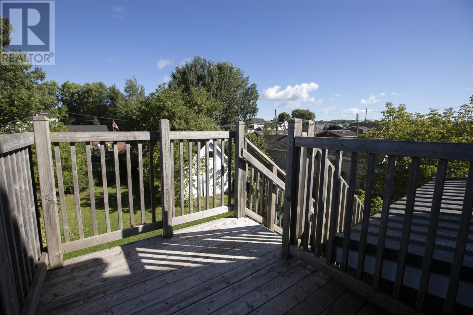26 Wallace Ter Property Photo 35