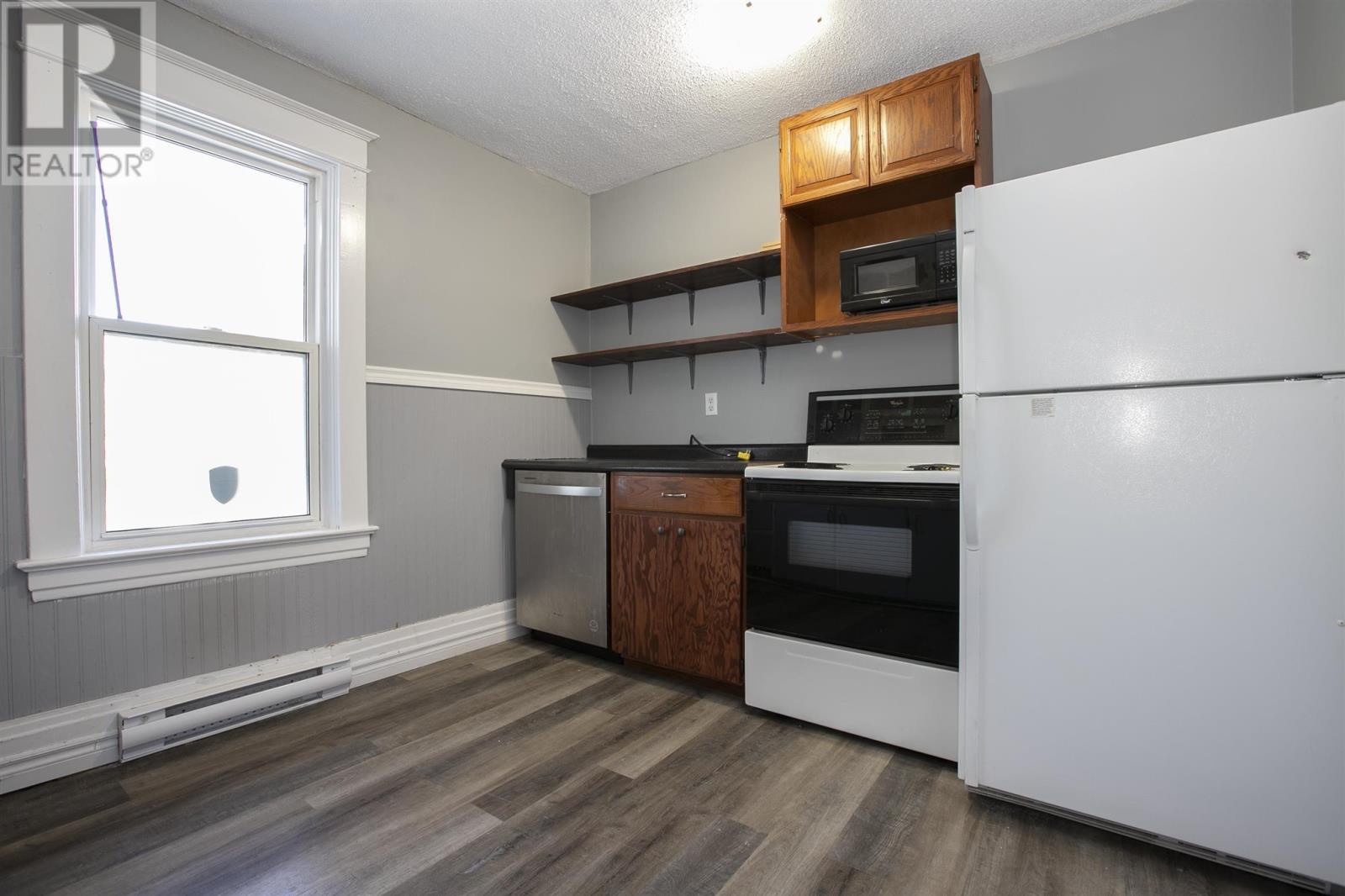 26 Wallace Ter Property Photo 41