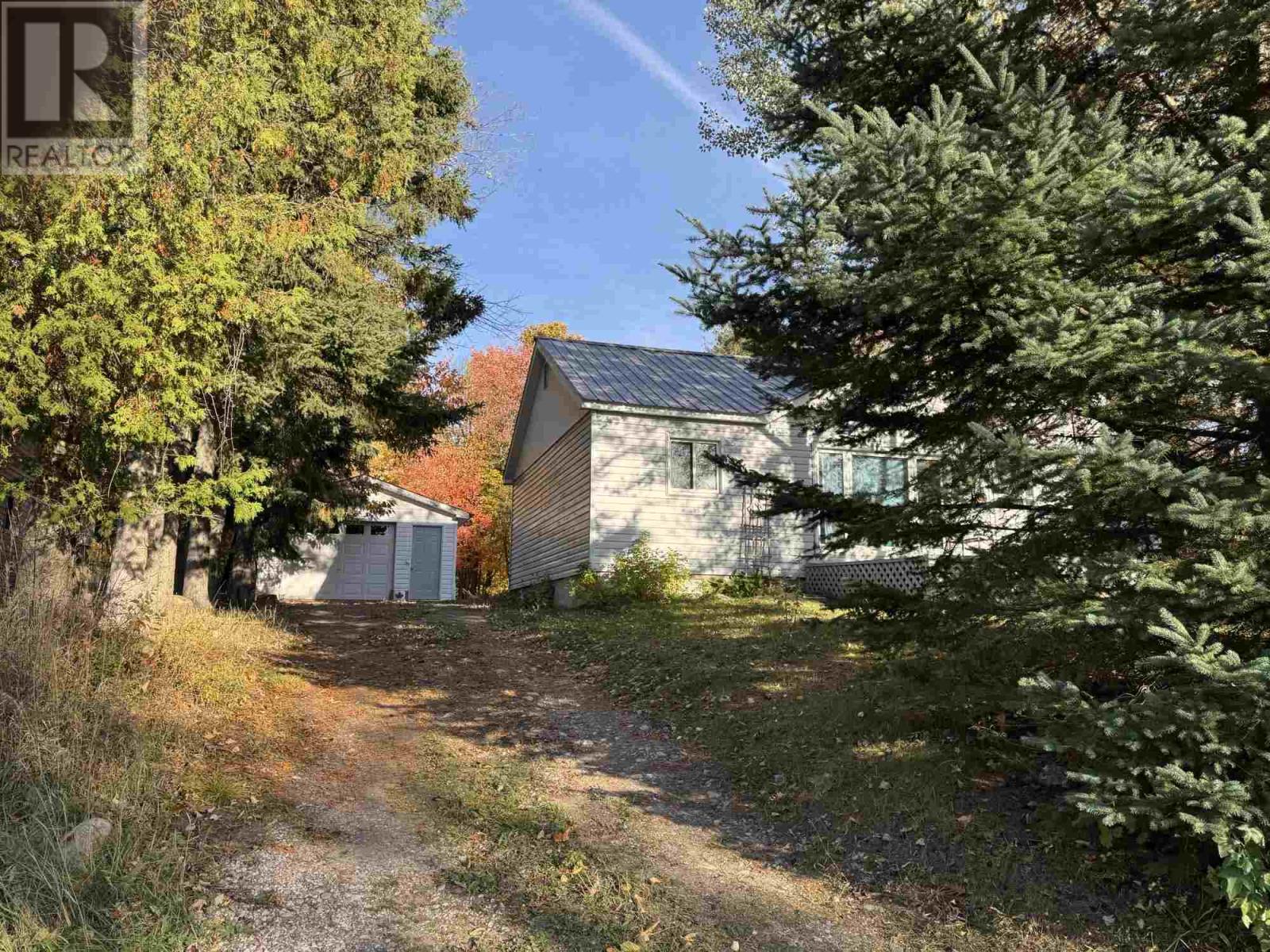 1310 Elizabeth St Property Photo 1