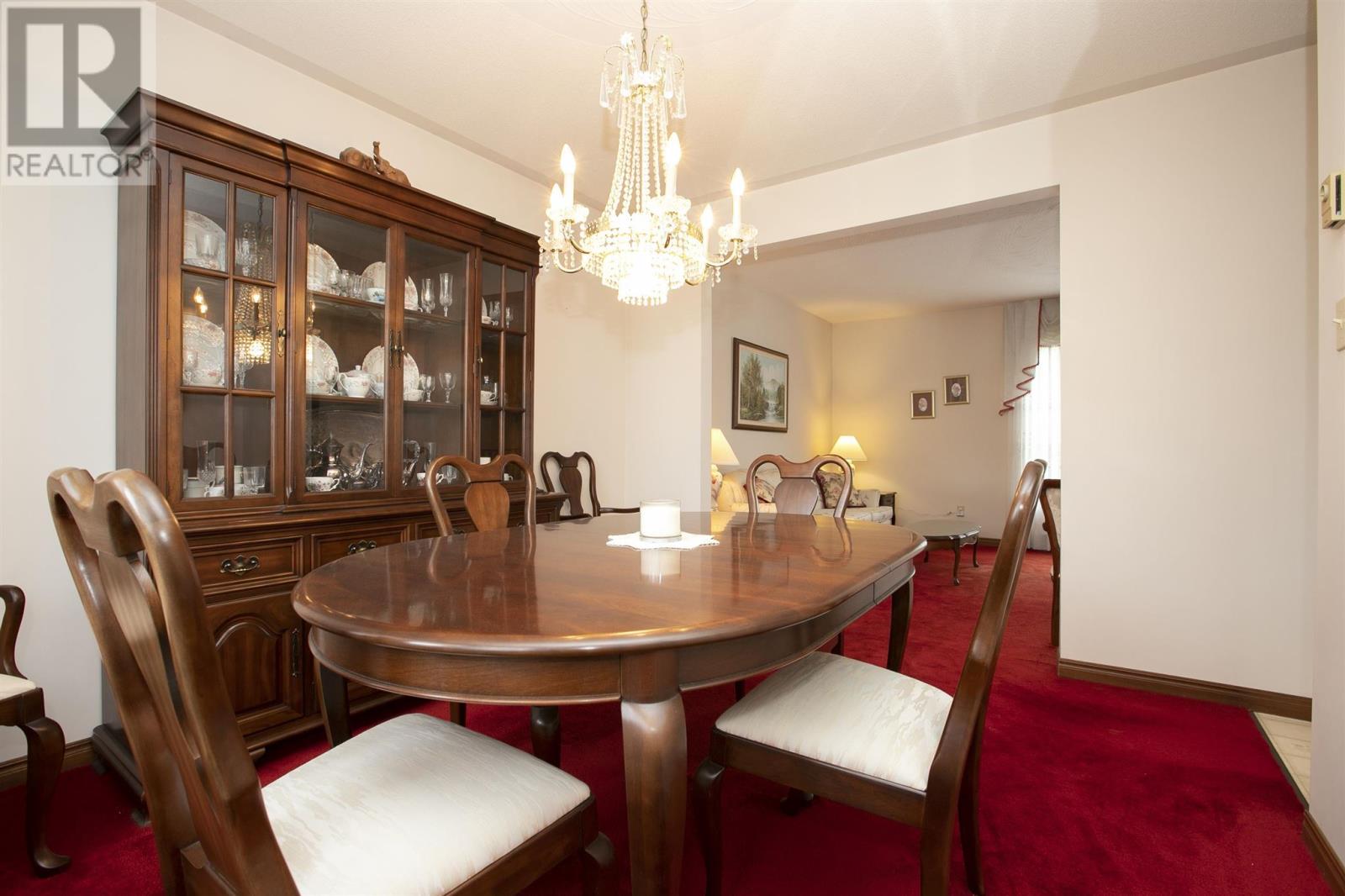 62 Laronde Ave Property Photo 18
