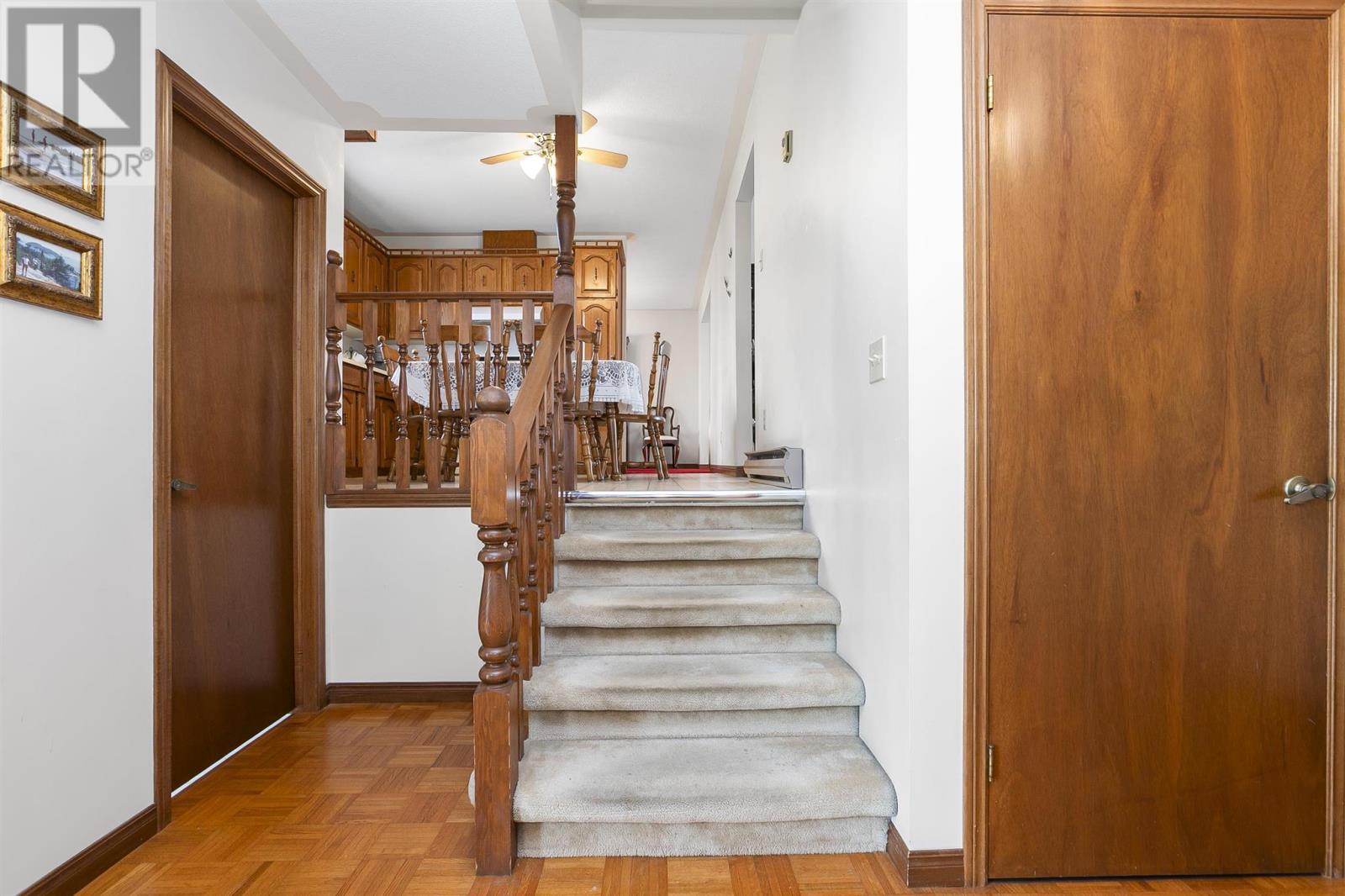 62 Laronde Ave Property Photo 24