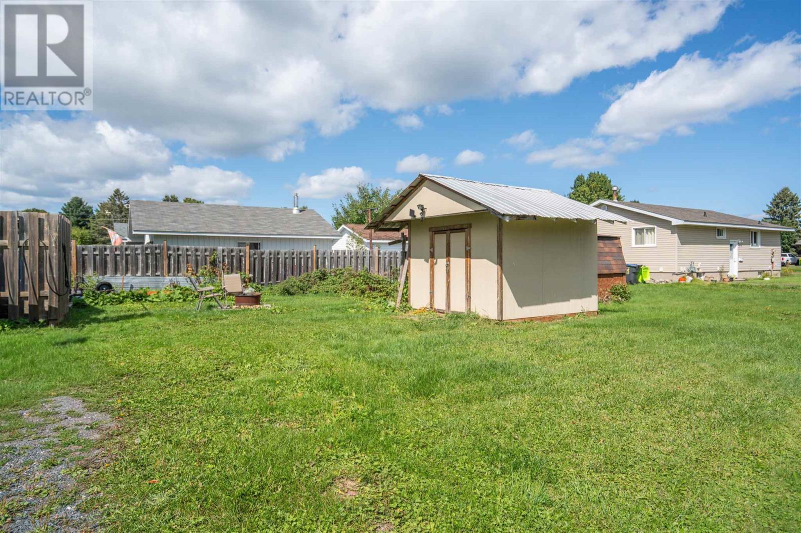 151 Chicora Cres Property Photo 4
