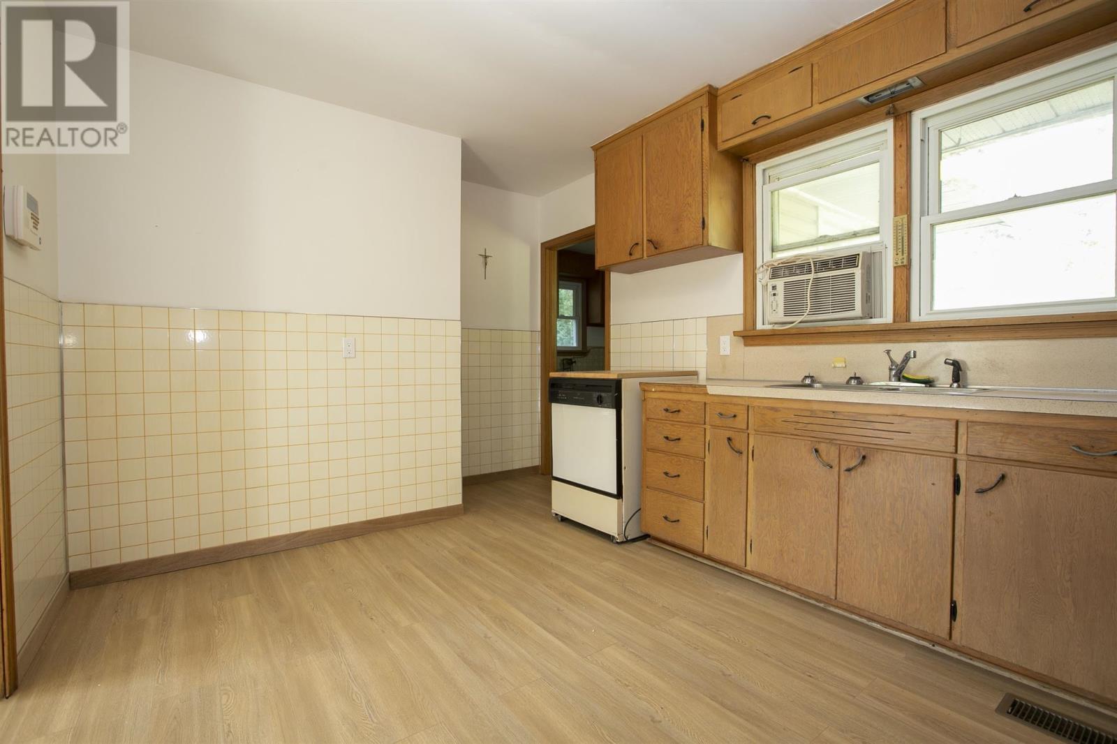 17 Prout St Property Photo 18