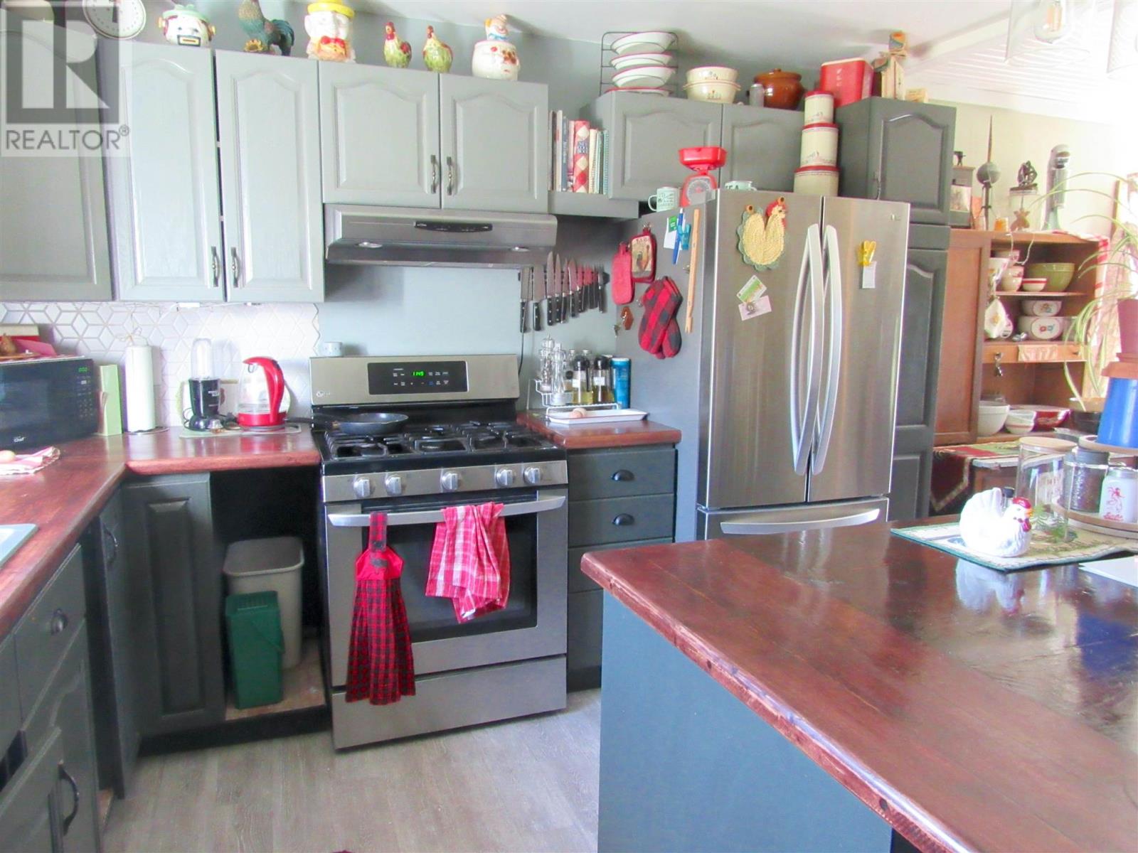 76 Chiblow Lake Rd Property Photo 15