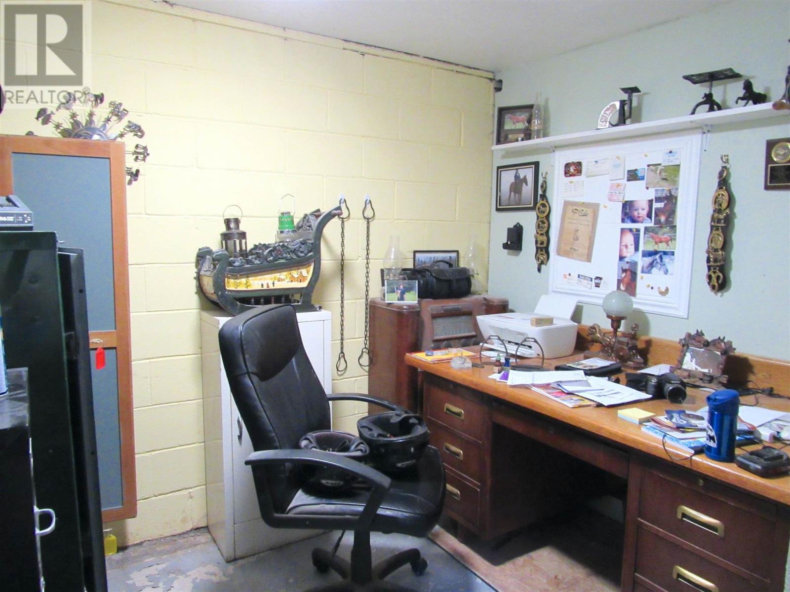 76 Chiblow Lake Rd Property Photo 25