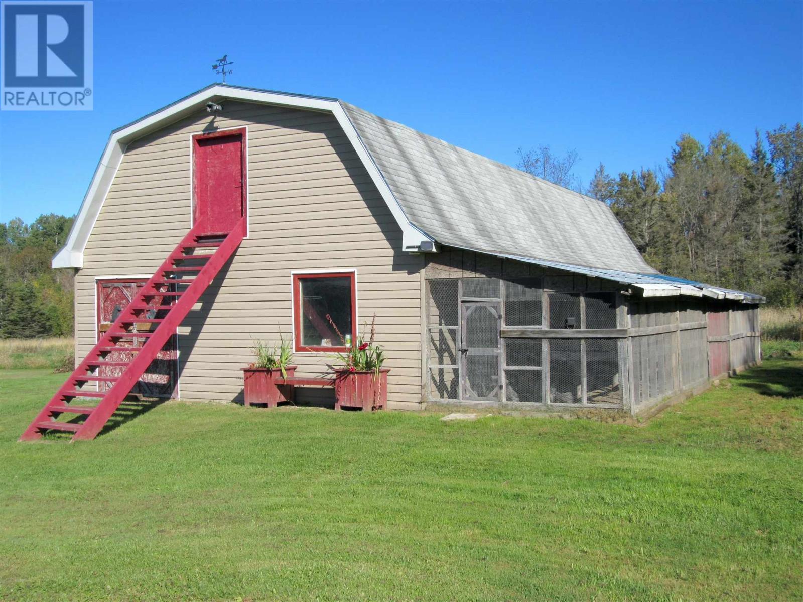 76 Chiblow Lake Rd Property Photo 31