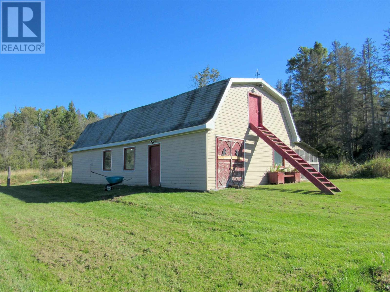 76 Chiblow Lake Rd Property Photo 32