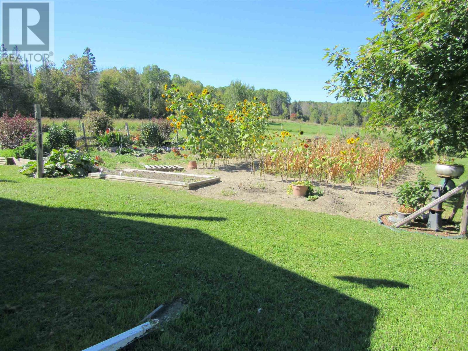 76 Chiblow Lake Rd Property Photo 30