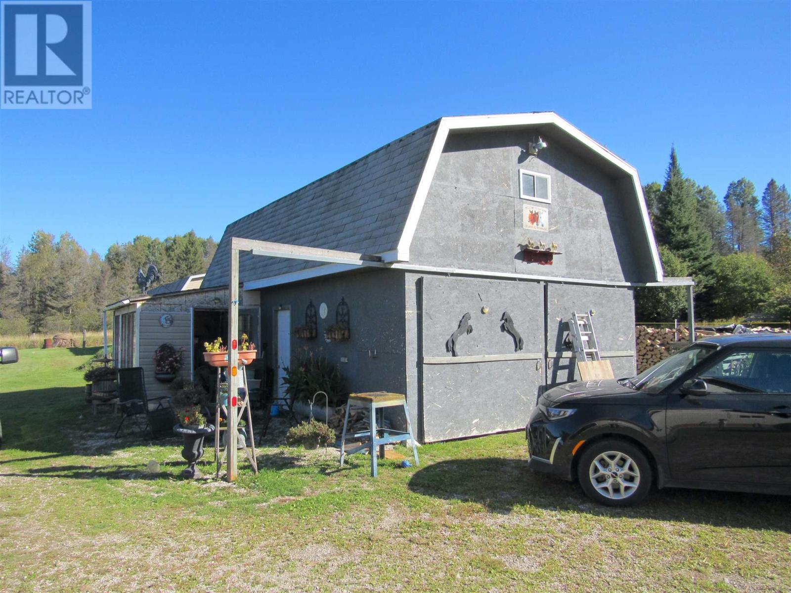 76 Chiblow Lake Rd Property Photo 41
