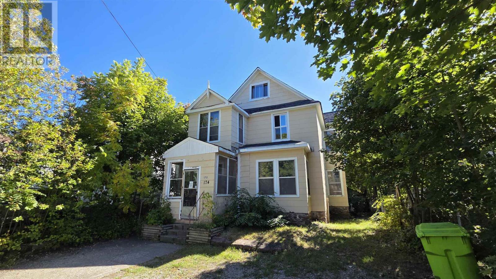 172 Pim St Property Photo 3