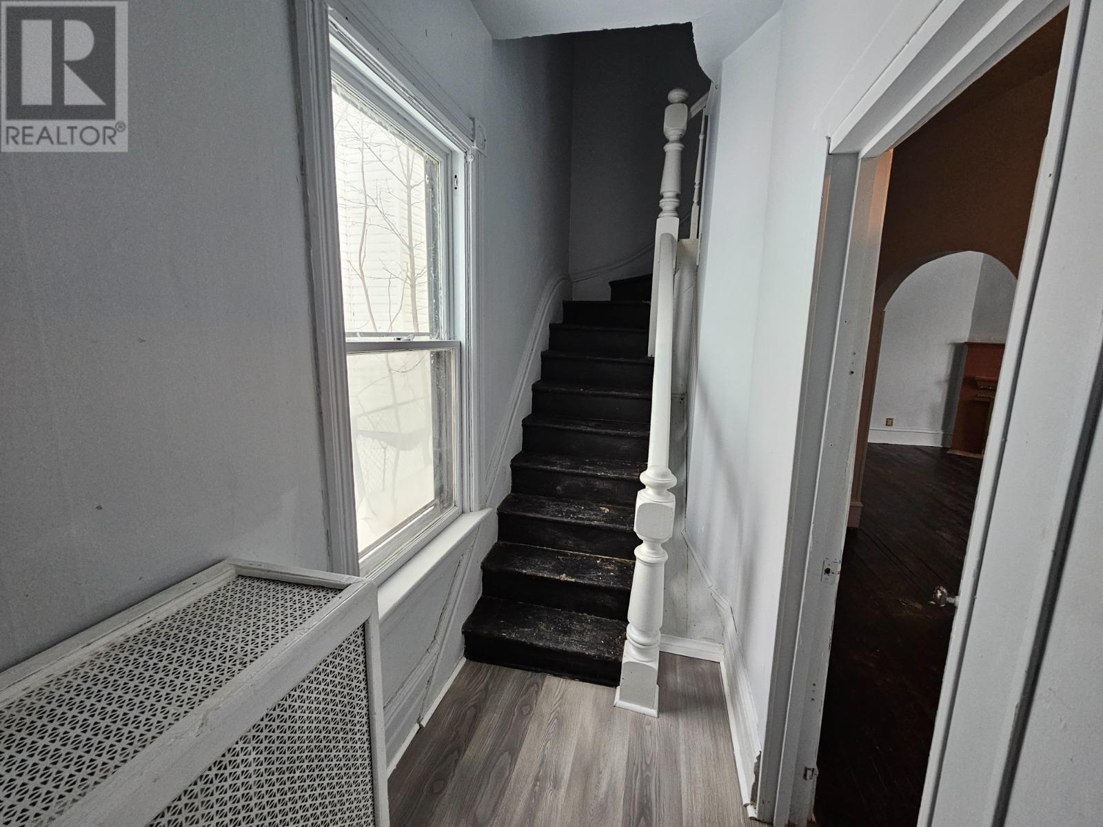 172 Pim St Property Photo 6