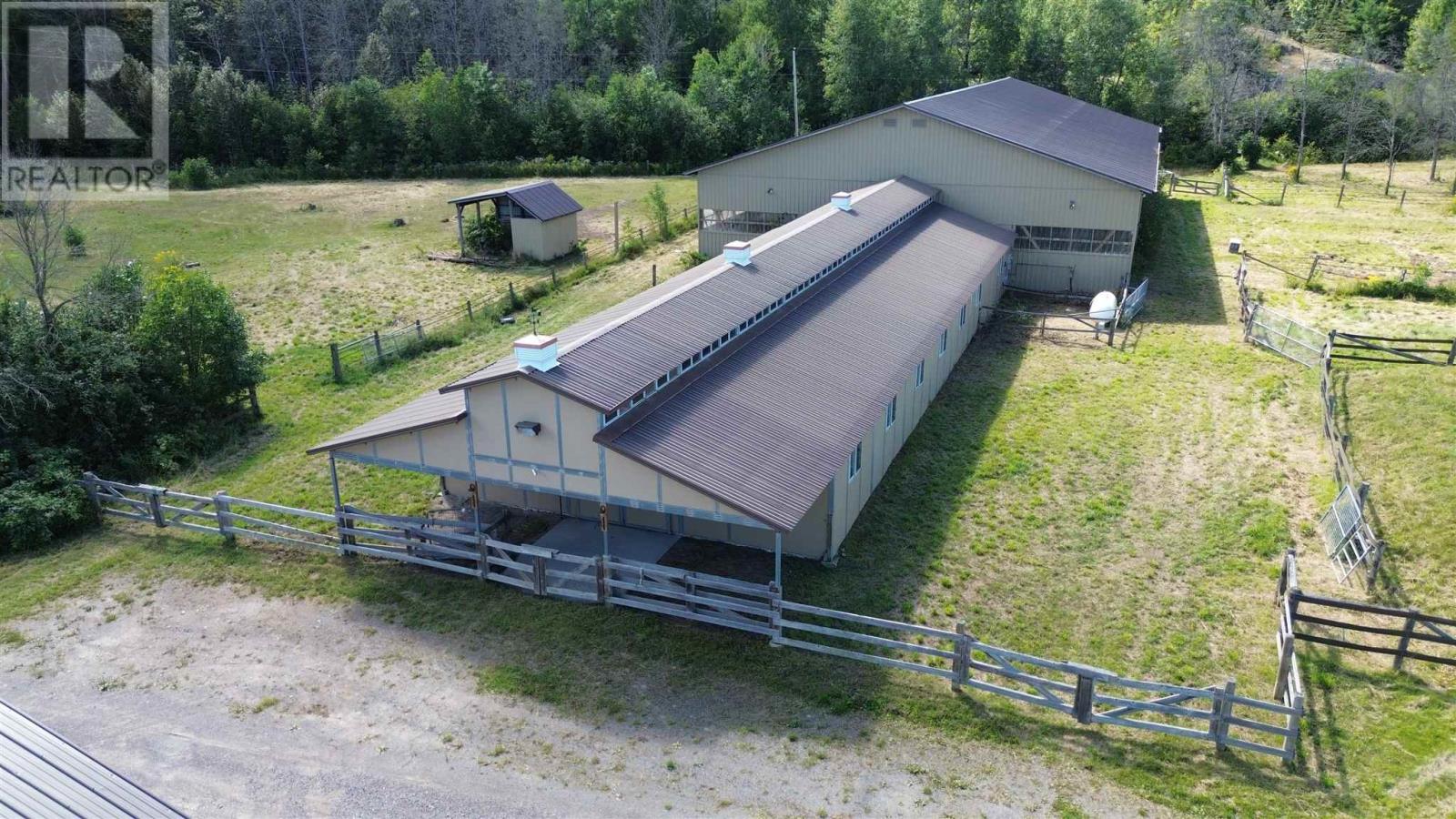 11935 Hwy 17 E Property Photo 10