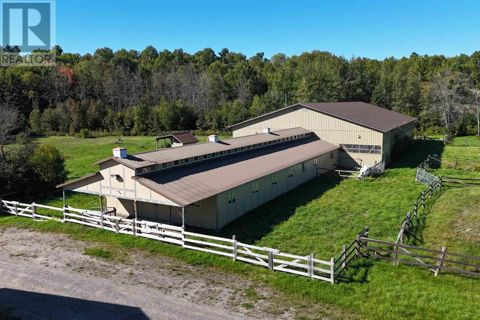 11935 Hwy 17 E Property Photo 13
