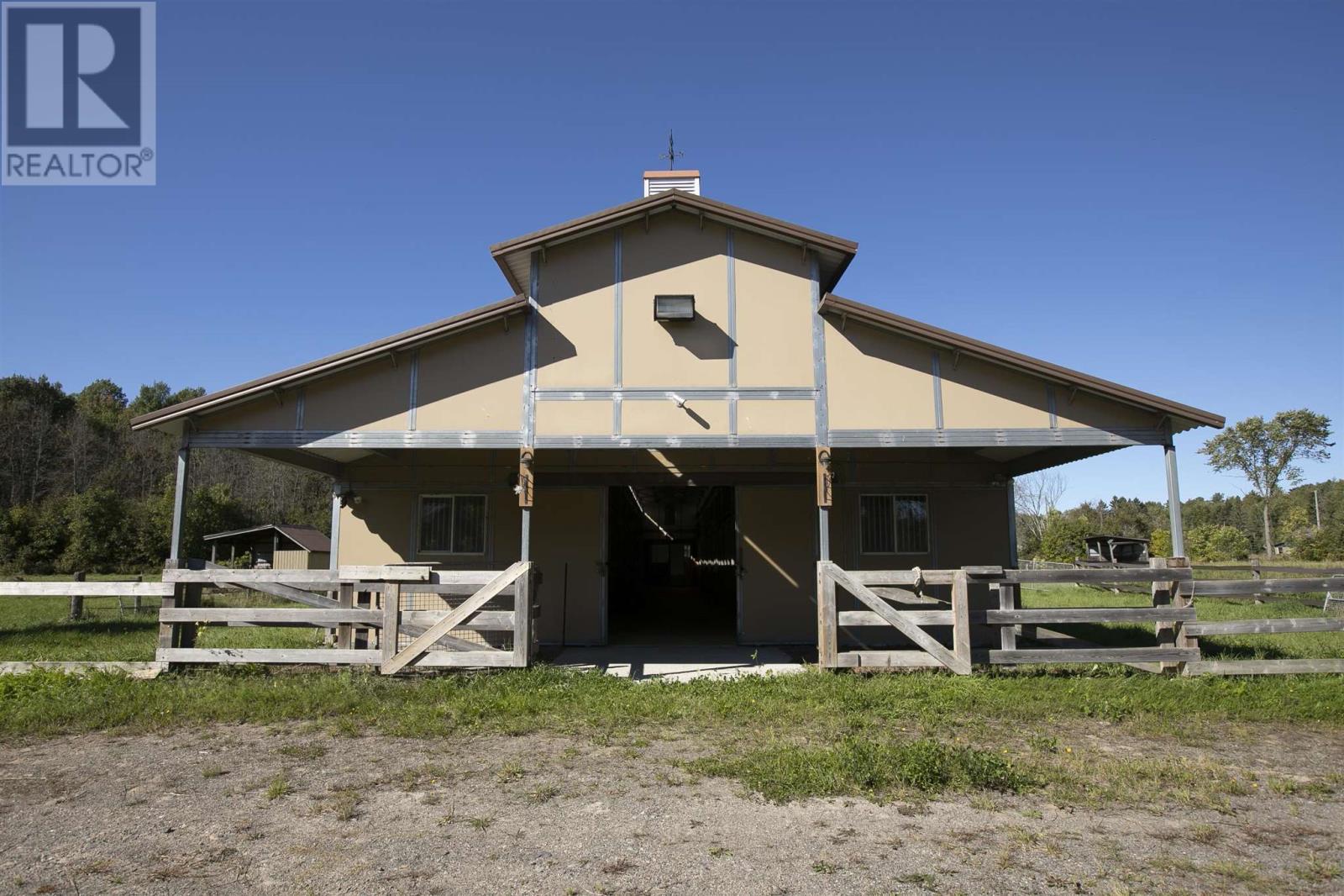 11935 Hwy 17 E Property Photo 26