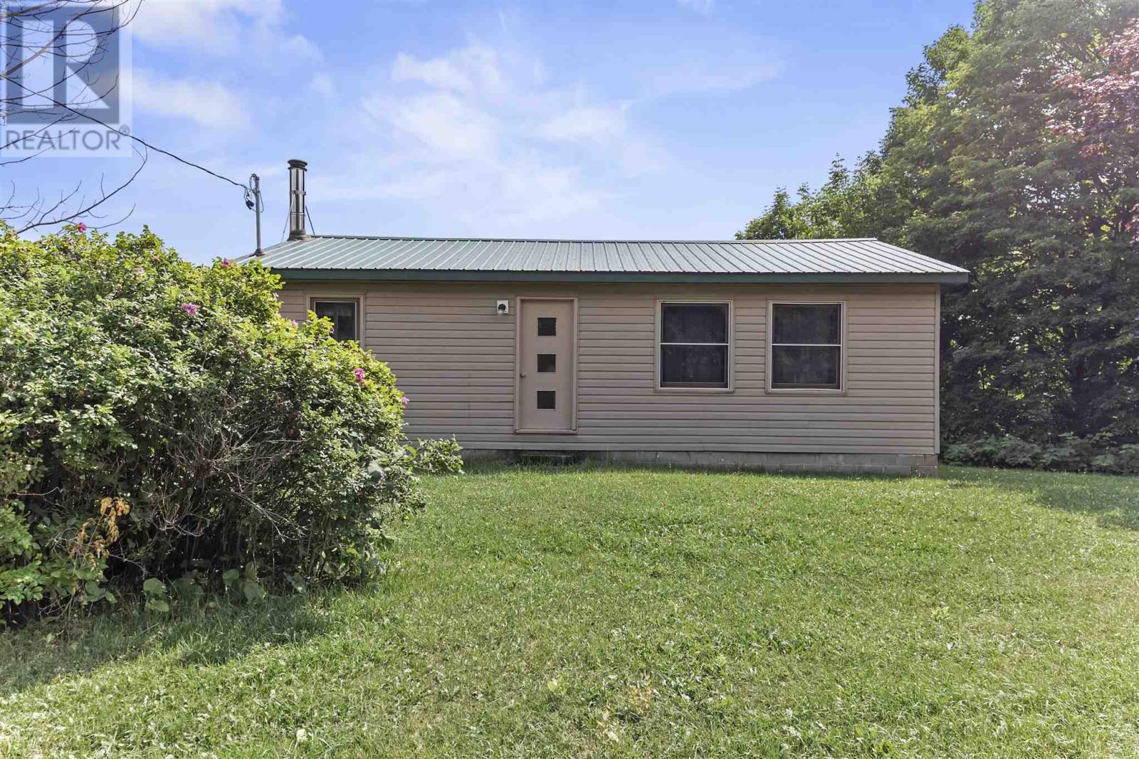 80 Chiblow Lake Rd Property Photo 2